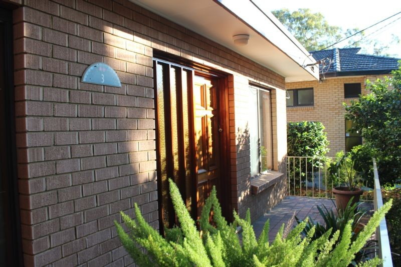 3 Fir Place, Lugarno Leased by Gavan Property