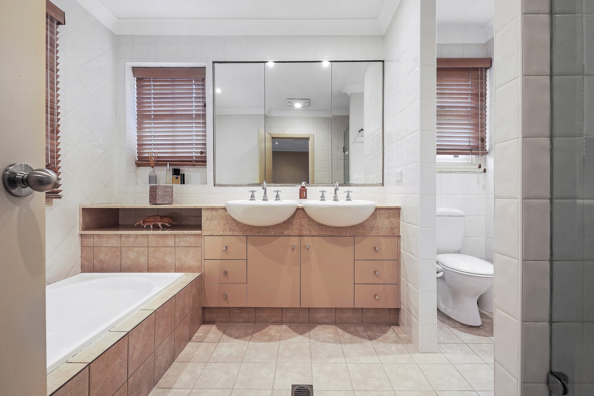 43 Queens Road, Connells Point Sold by Gavan Property - image 1