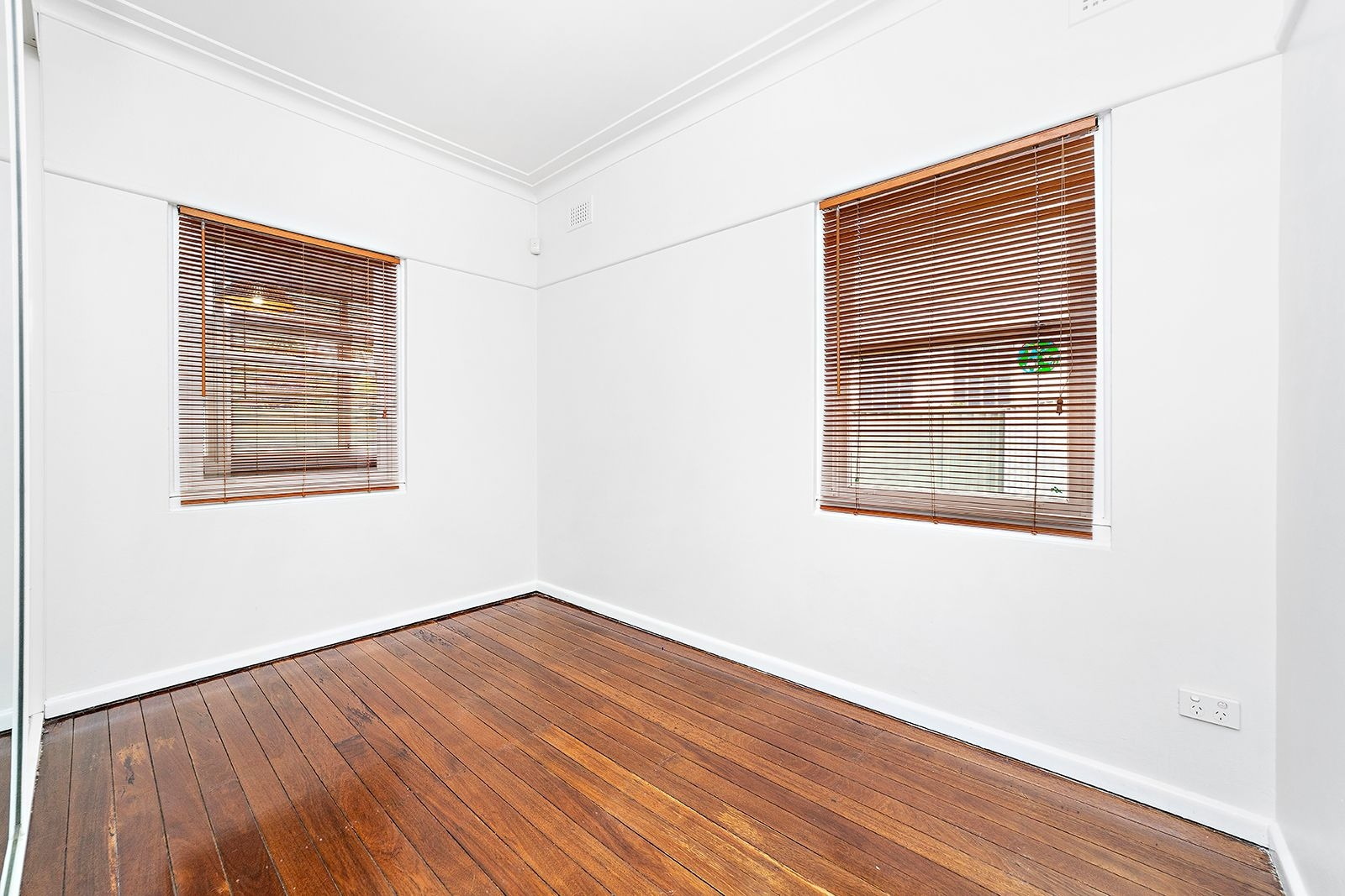 922 Forest Road, Peakhurst Sold by Gavan Property - image 1
