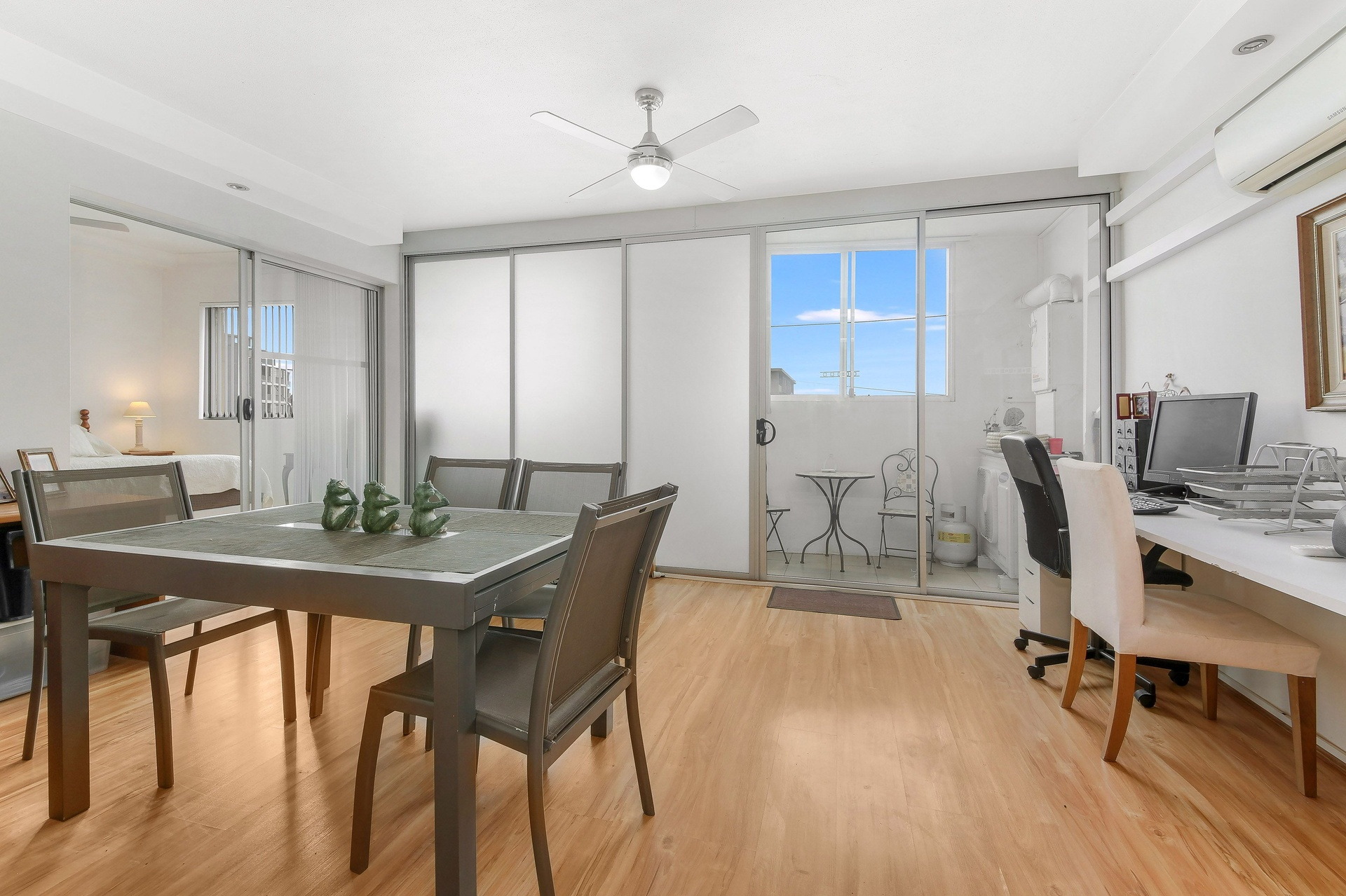 13/803 King Georges Road, South Hurstville Sold by Gavan Property - image 1