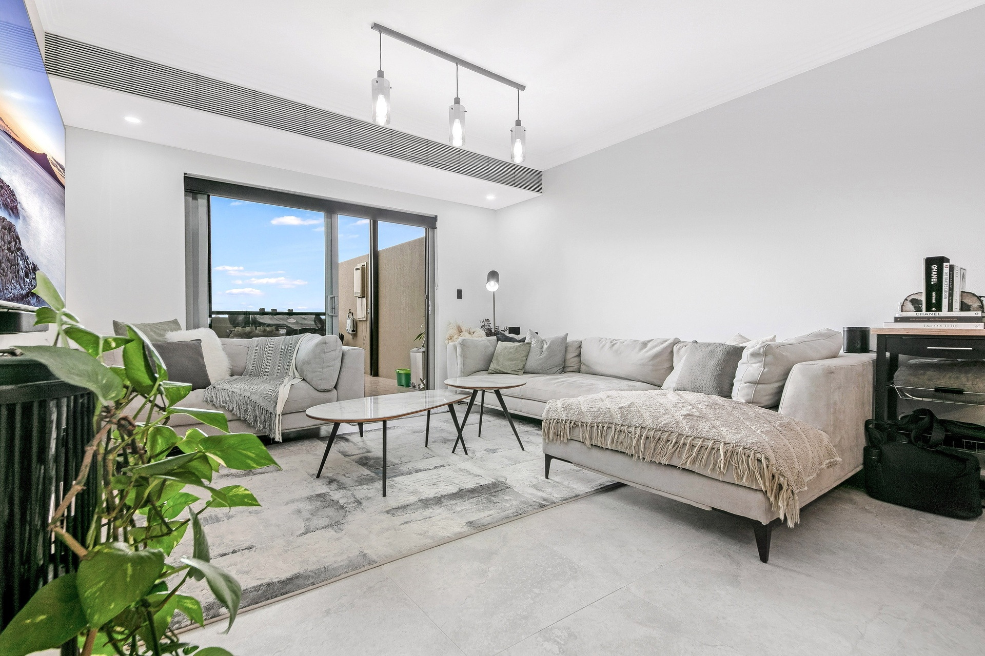 20/803 King Georges Road, South Hurstville Sold by Gavan Property - image 1