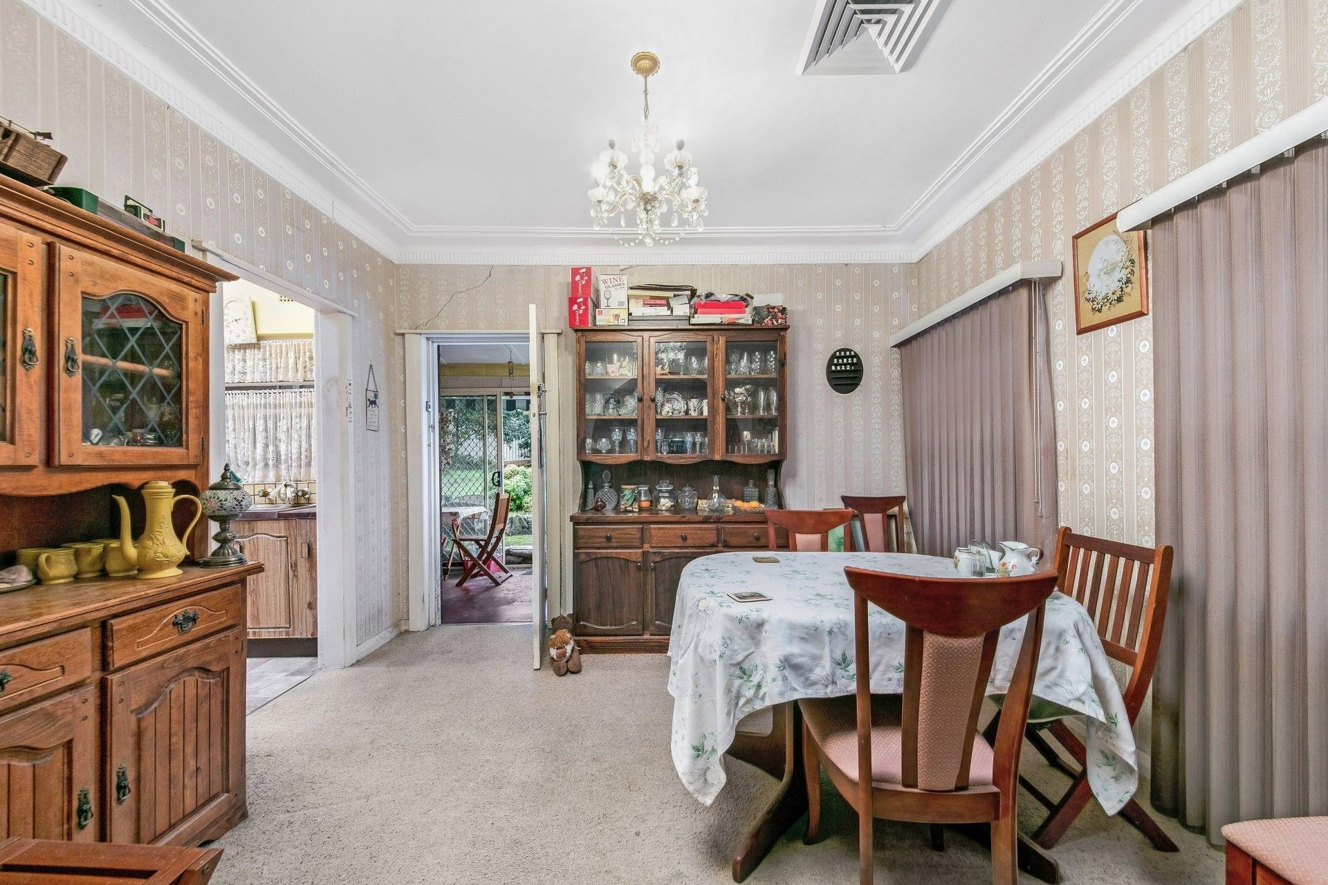 5 Rosebank Cres, Hurstville Sold by Gavan Property - image 1