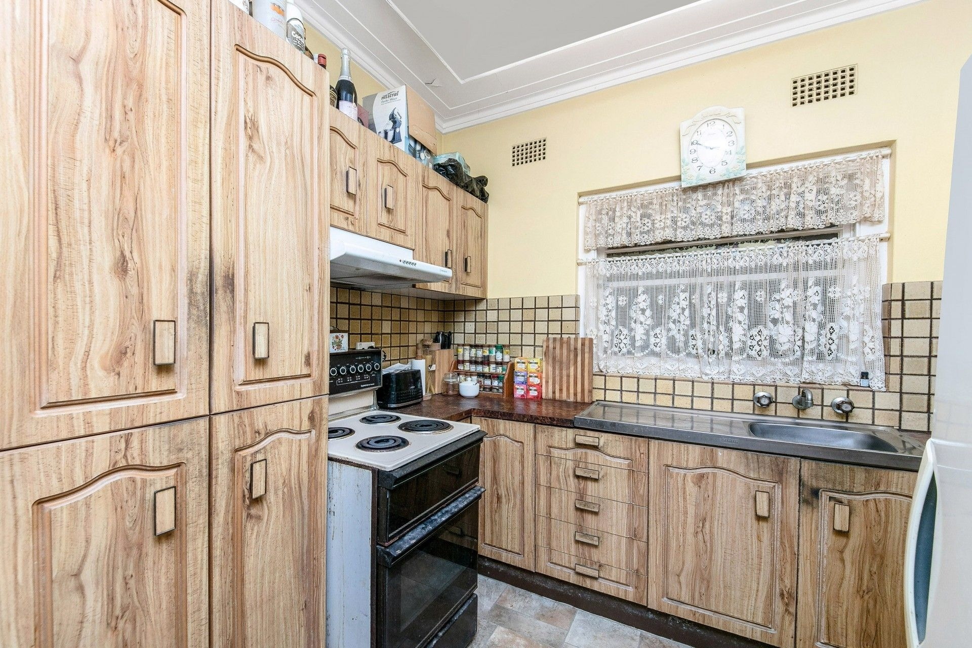 5 Rosebank Cres, Hurstville Sold by Gavan Property - image 1