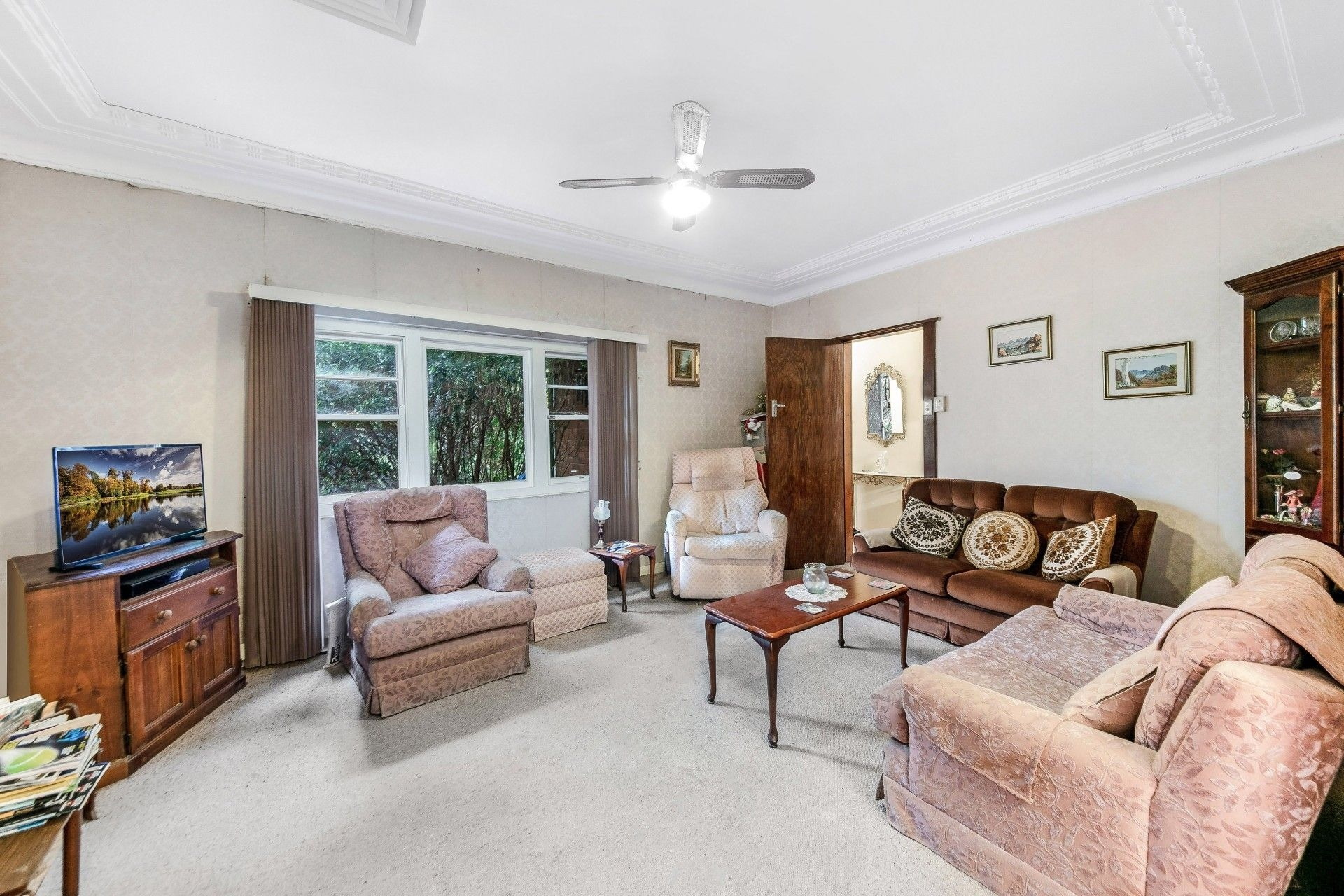 5 Rosebank Cres, Hurstville Sold by Gavan Property - image 1
