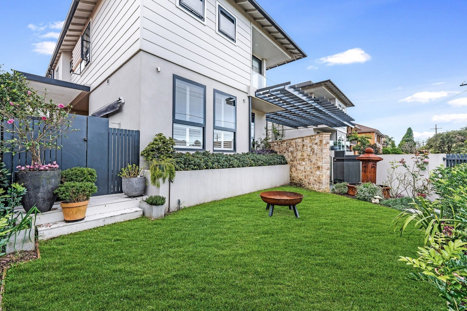 1/22-26 Solander Street, Monterey Sold by Gavan Property - image 1