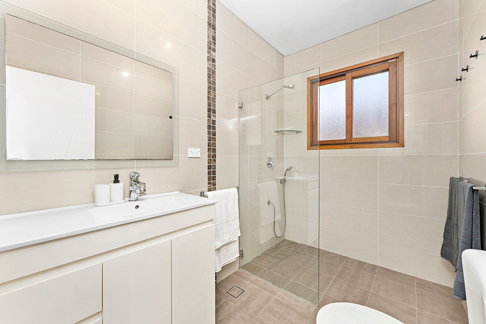 19 Panorama Street, Penshurst Sold by Gavan Property - image 1