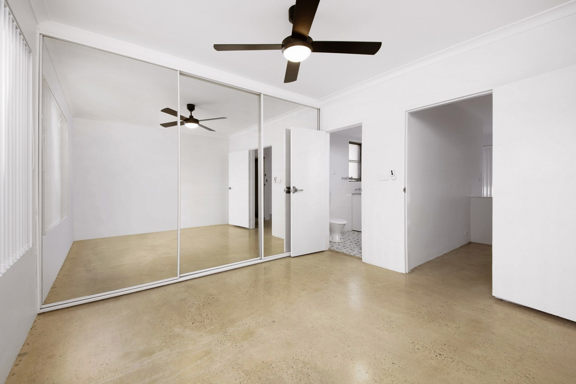 4/23 Cambridge Street, Penshurst Sold by Gavan Property - image 1