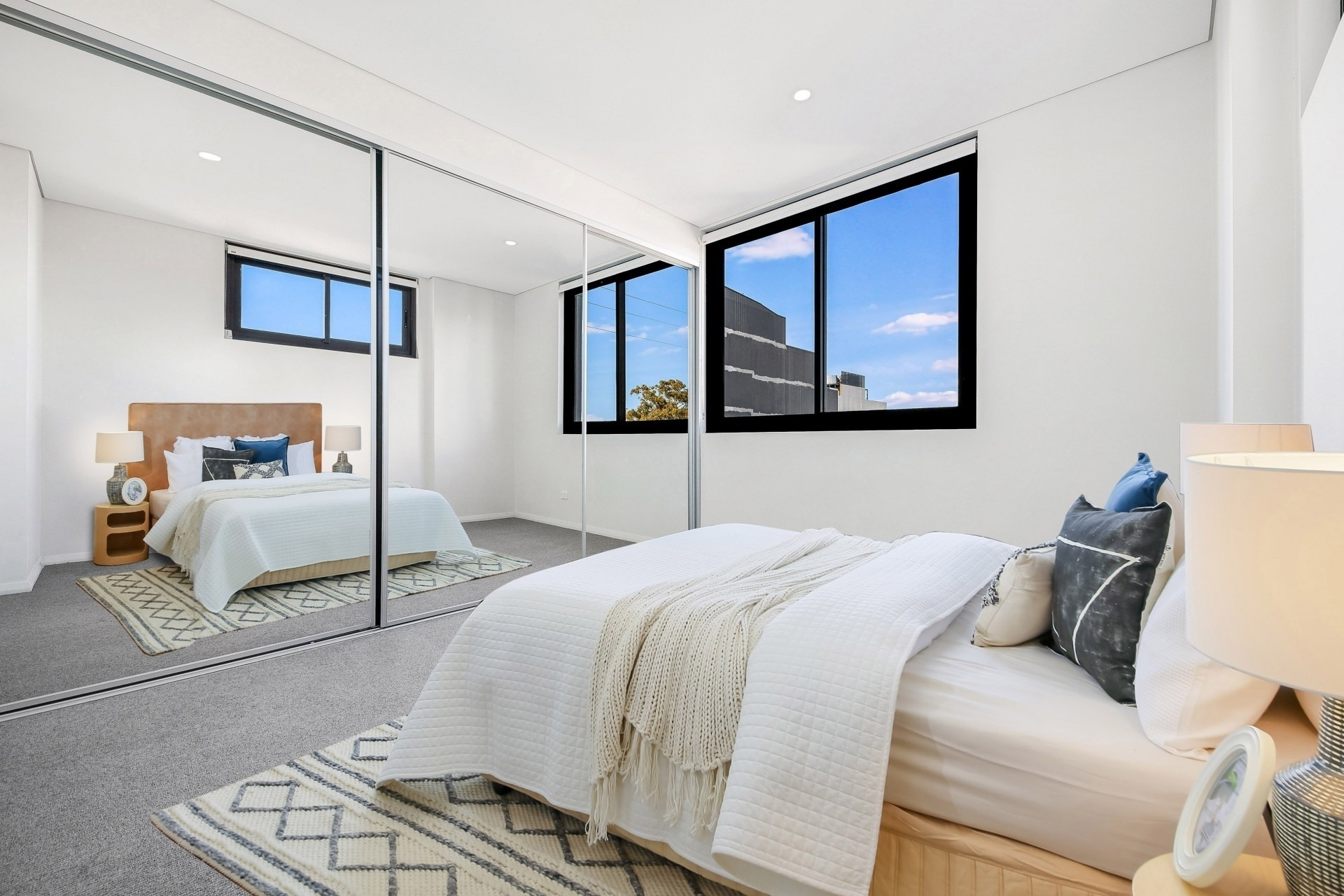 202/9 Derwent St, South Hurstville Sold by Gavan Property - image 1