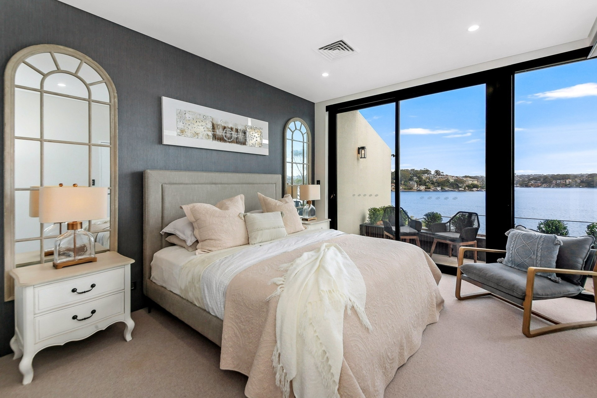 137 Kyle Parade, Kyle Bay Sold by Gavan Property - image 1