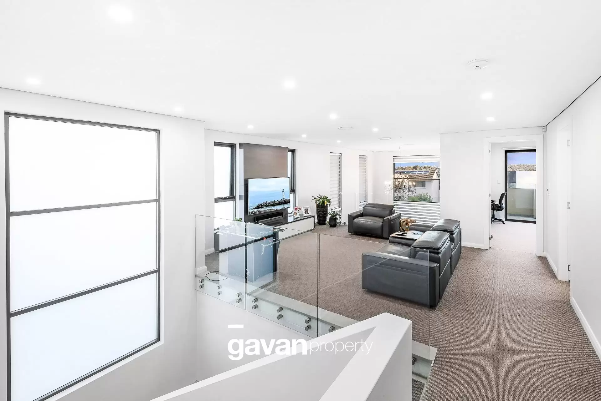 61 Queens Road, Connells Point Leased by Gavan Property - image 1