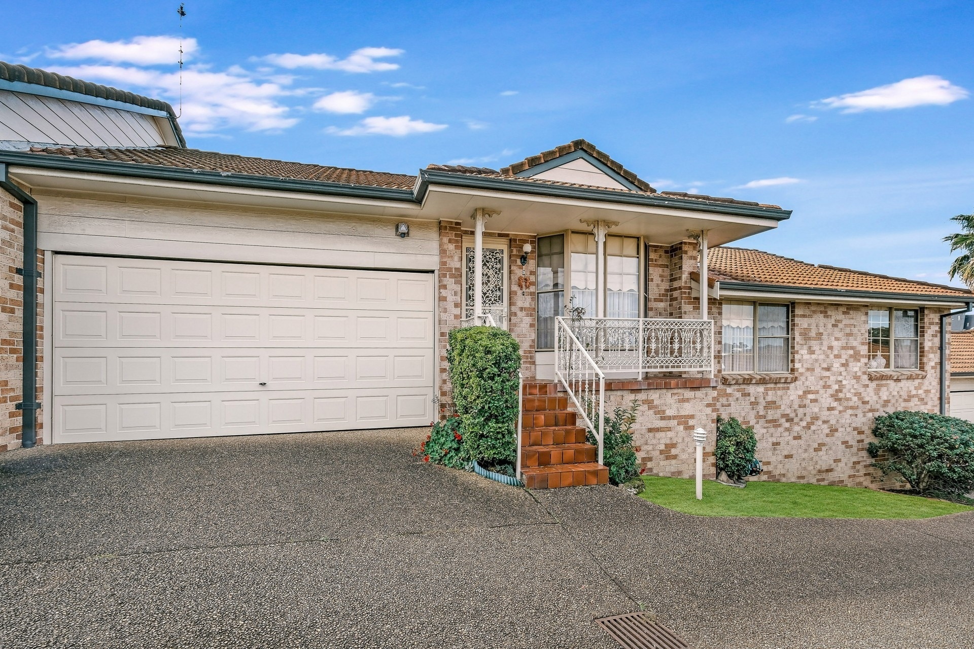 3/21 Greenacre Road, South Hurstville Sold by Gavan Property - image 1