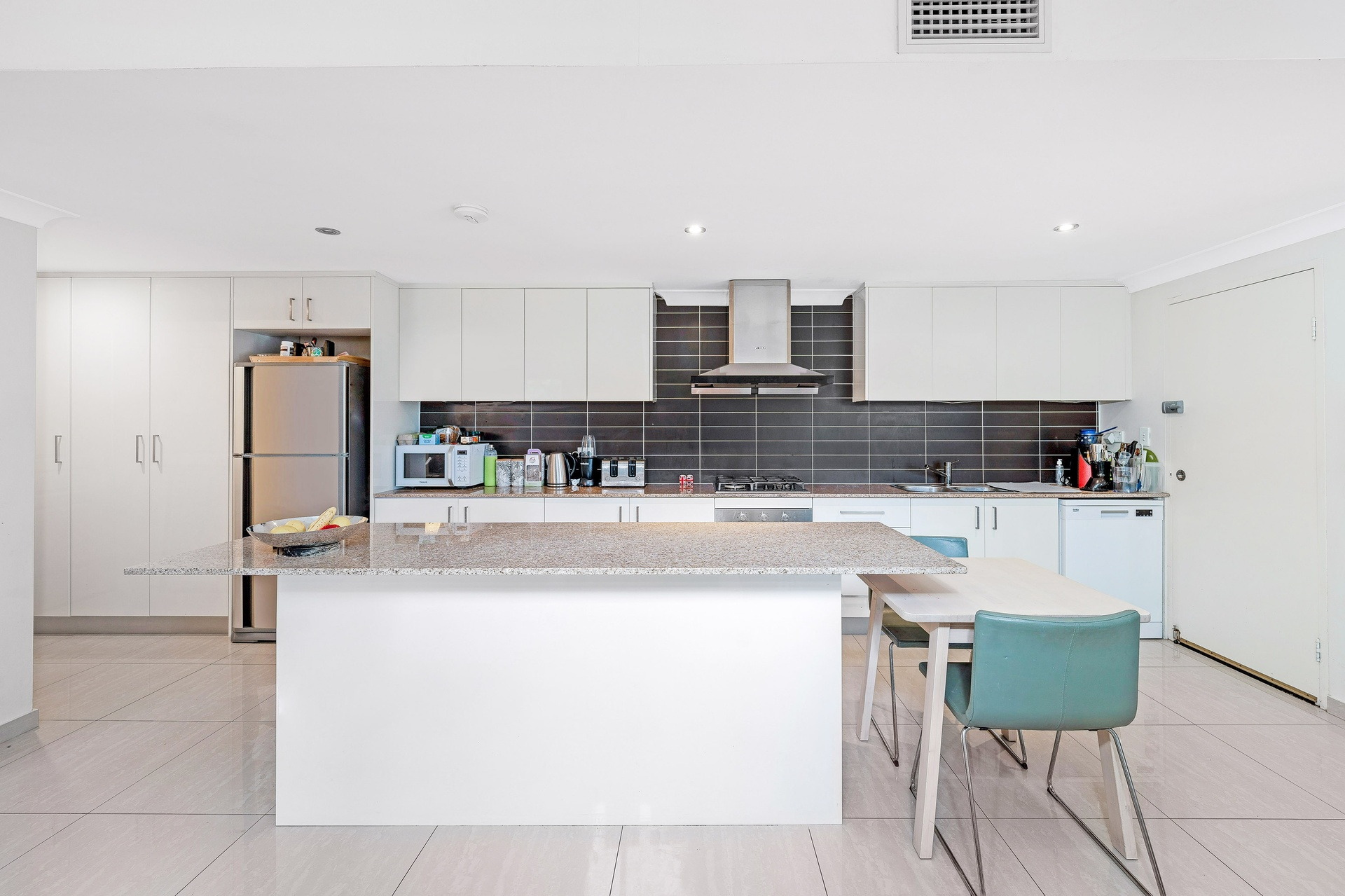 8/110 George Street, South Hurstville Sold by Gavan Property - image 1