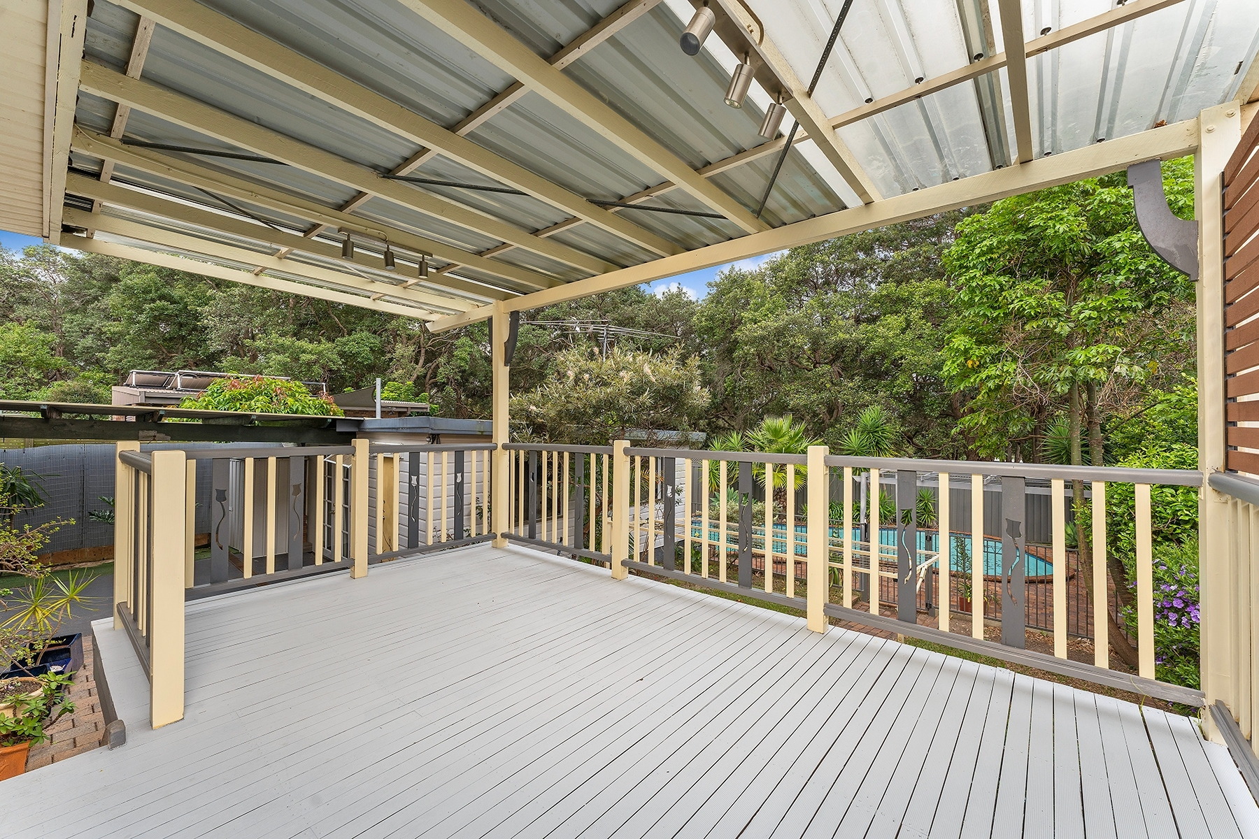 27 Holley Road, Beverly Hills Sold by Gavan Property - image 1