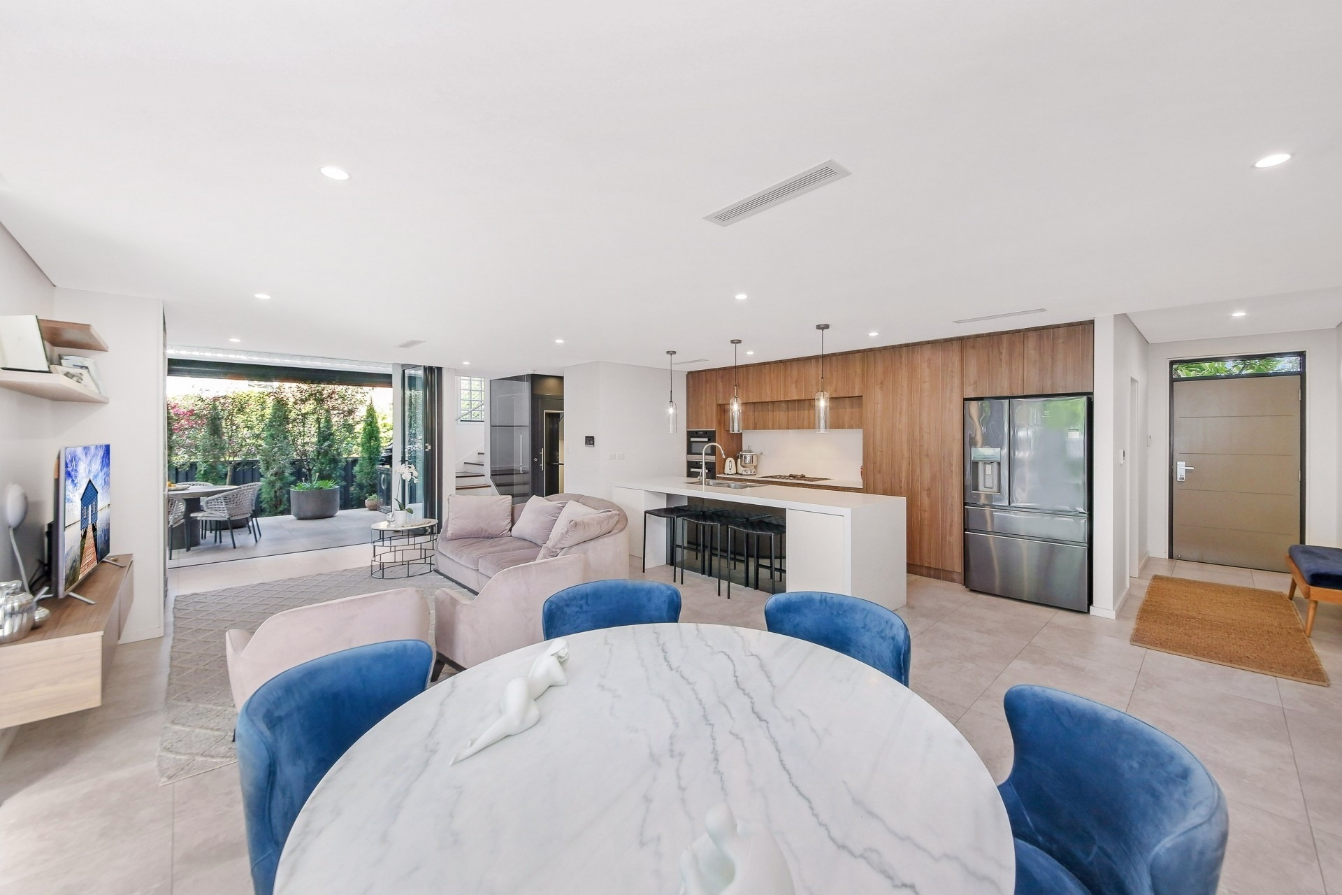 4/22 Solander Street, Monterey Sold by Gavan Property - image 1