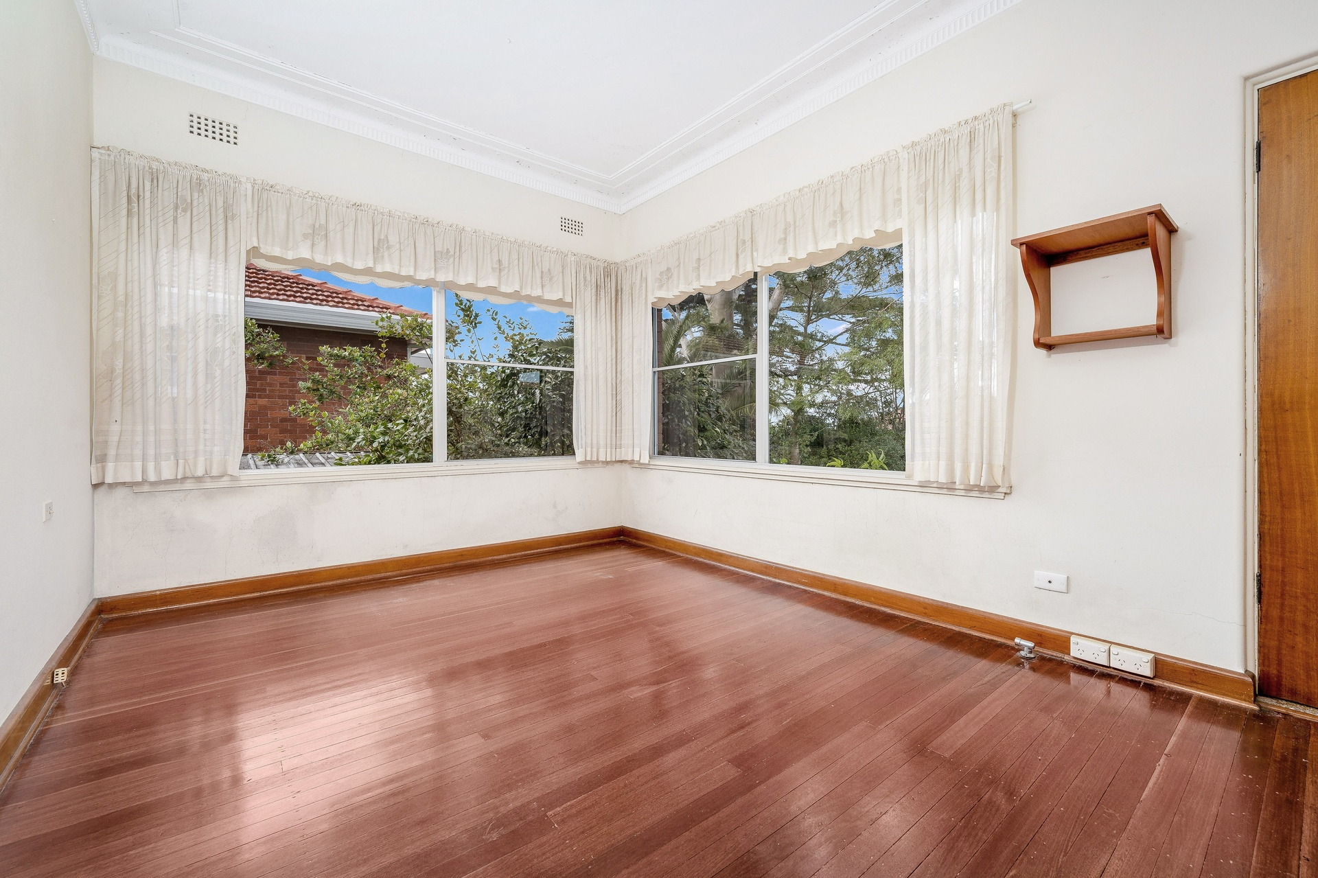 4 Pacific Street, Blakehurst Sold by Gavan Property - image 1