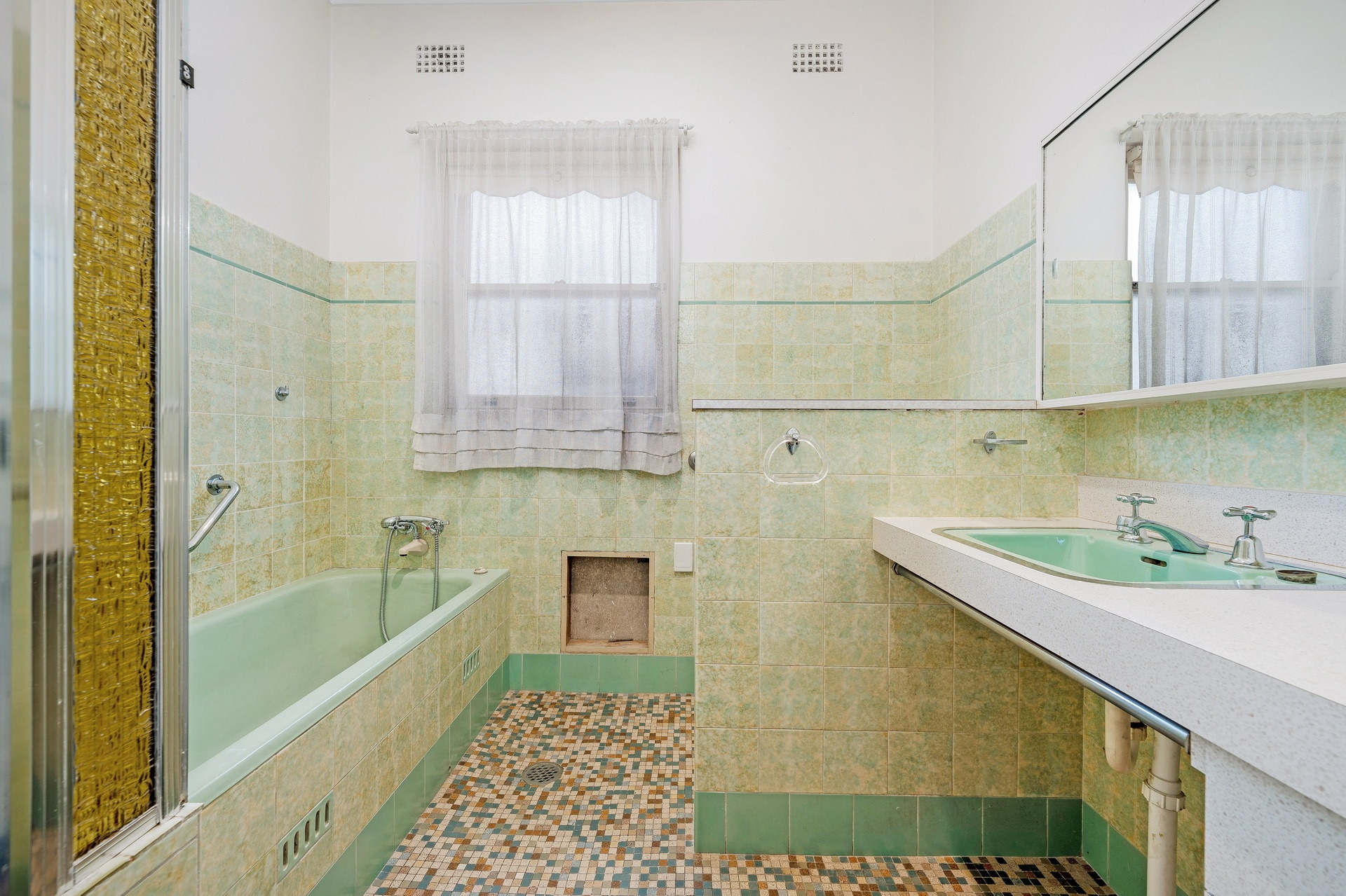 4 Pacific Street, Blakehurst Sold by Gavan Property - image 1