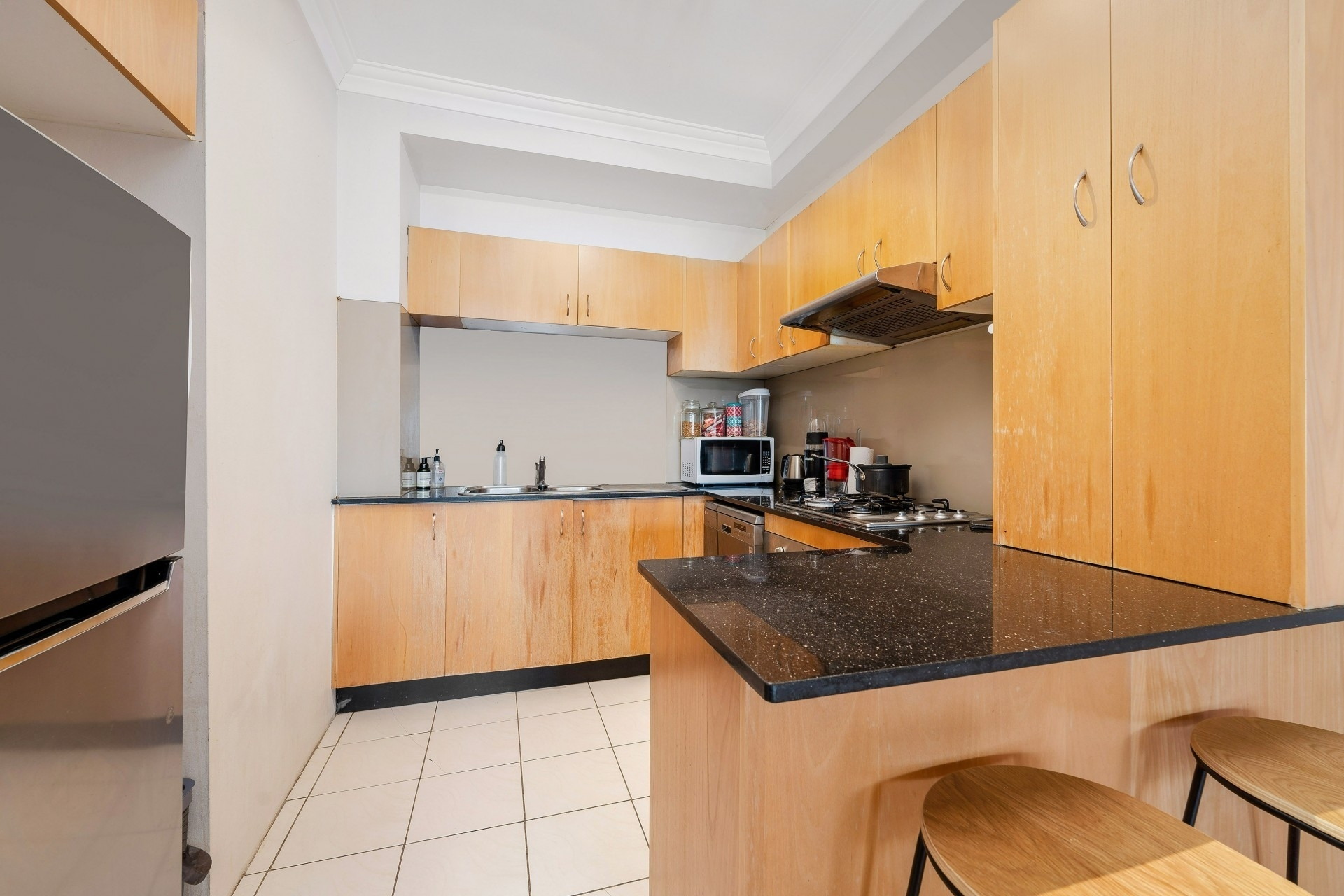 12/803 King Georges Rd, South Hurstville Sold by Gavan Property - image 1