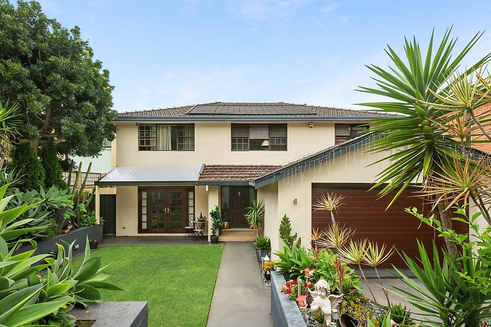42 Craigholm Street, Sylvania Sold by Gavan Property - image 1