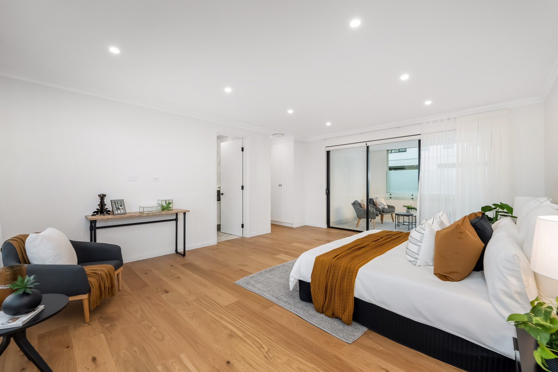 7/4 Marie Dodd Crescent, Blakehurst Sold by Gavan Property - image 1