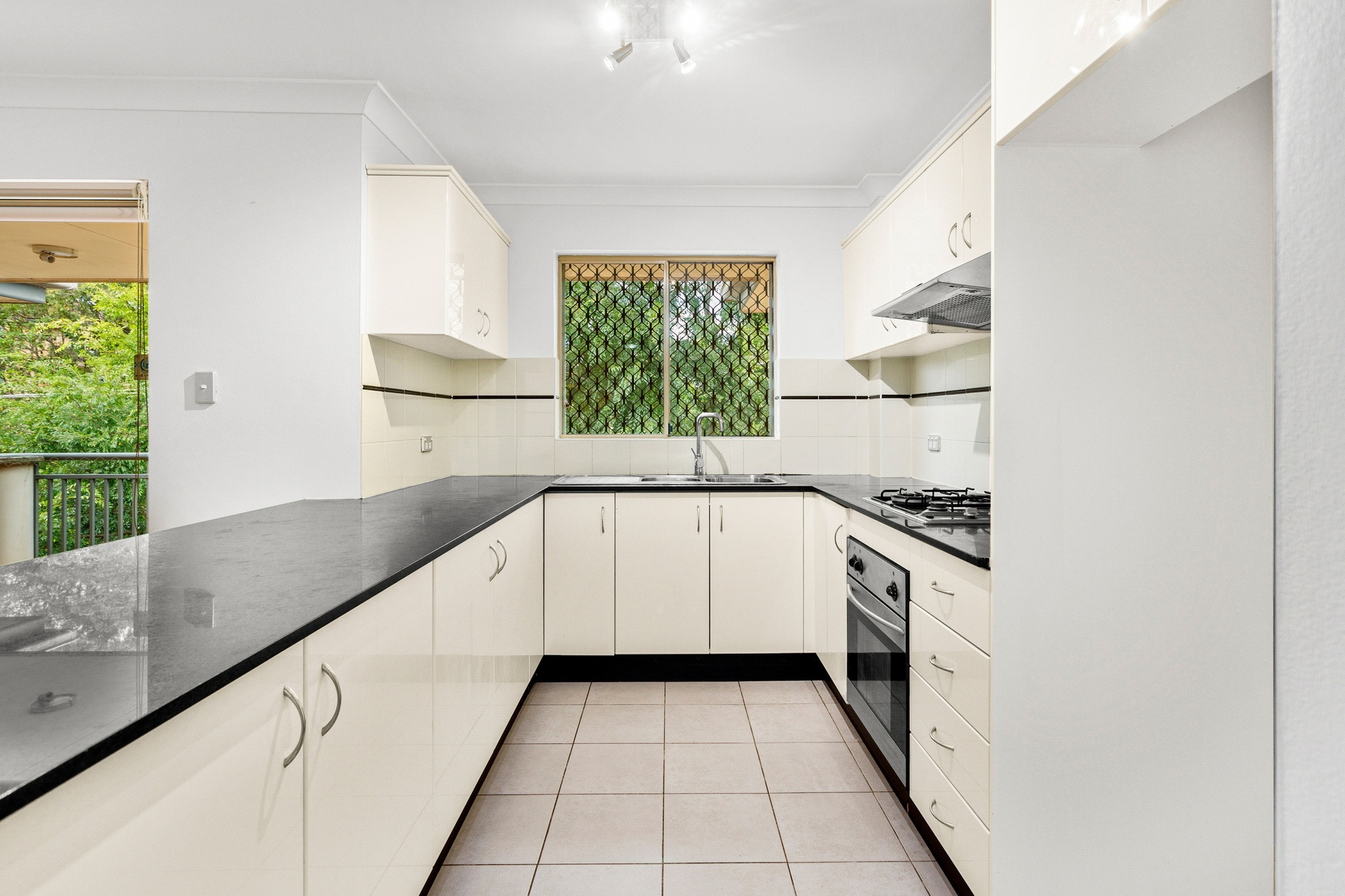 12/58-68 Oxford Street, Mortdale Sold by Gavan Property - image 1