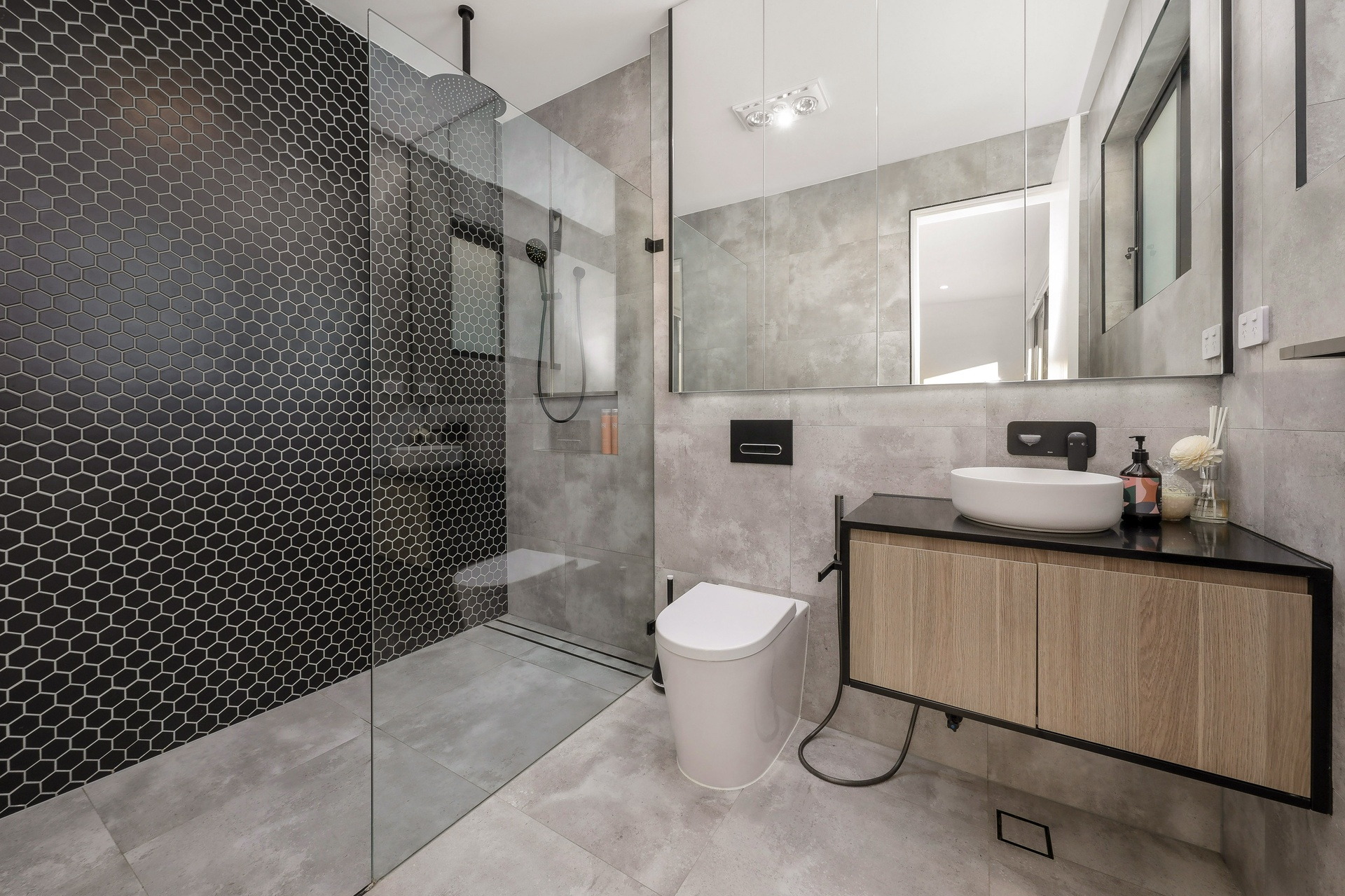 29A Rickard Road, South Hurstville Sold by Gavan Property - image 1