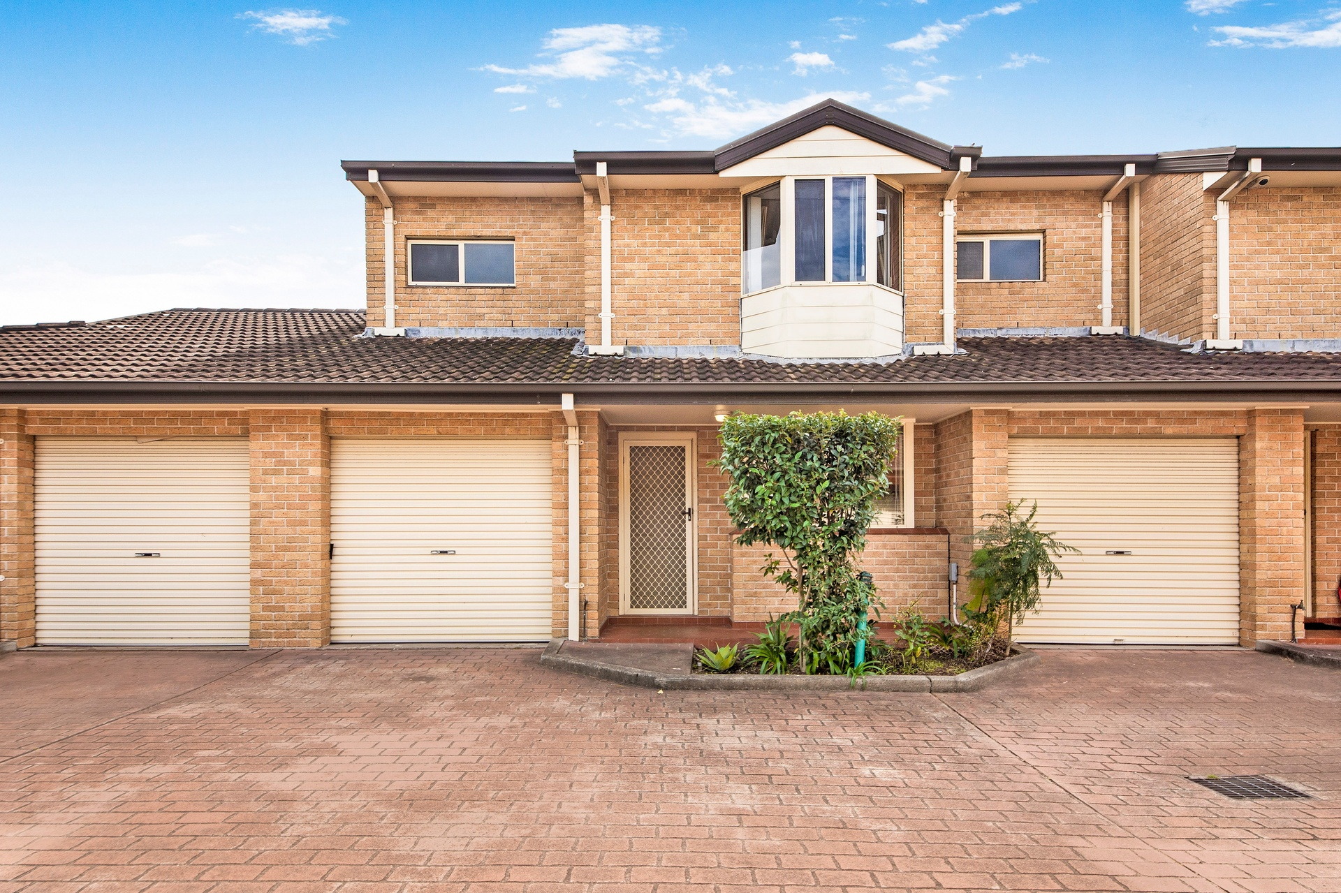 4/19 Blakesley Road, South Hurstville Sold by Gavan Property - image 1