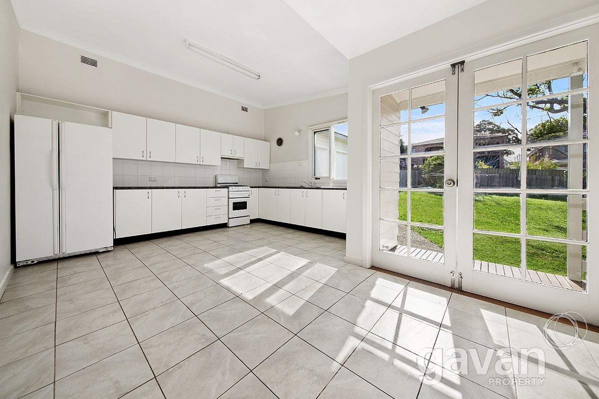 11 Culwulla St, South Hurstville Sold by Gavan Property - image 1