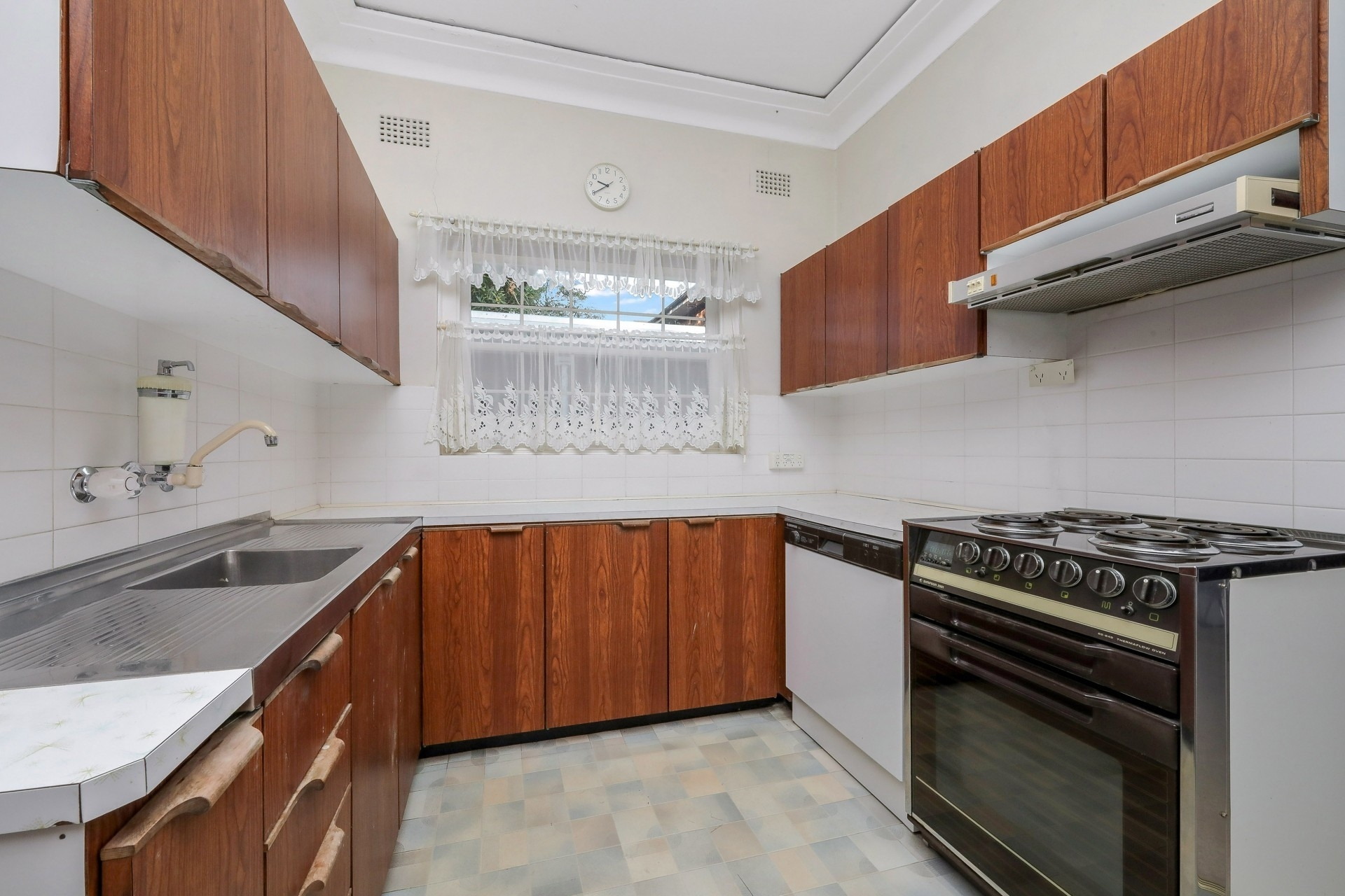 265 Connells Point Road, Connells Point Sold by Gavan Property - image 1