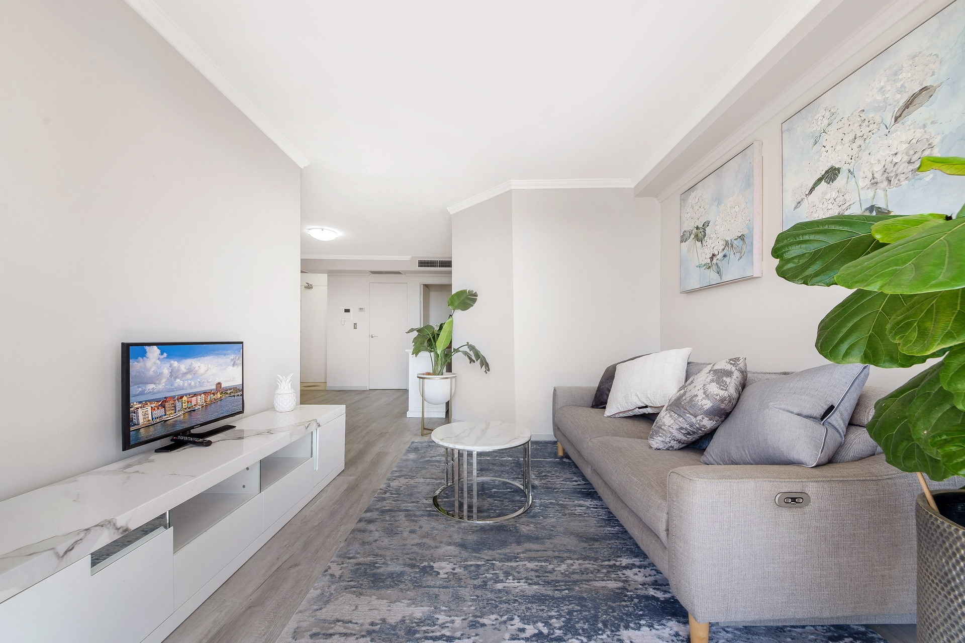 127/323 Forest Road, Hurstville Sold by Gavan Property - image 1