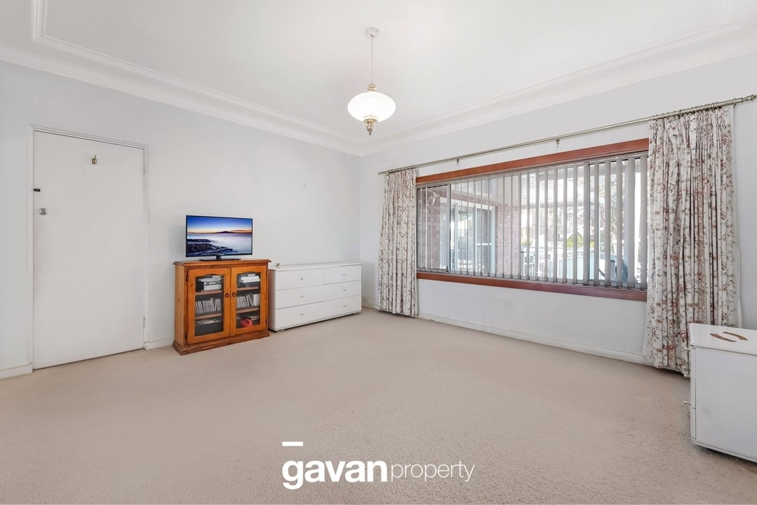 56 Connemarra Street, Bexley Leased by Gavan Property - image 1