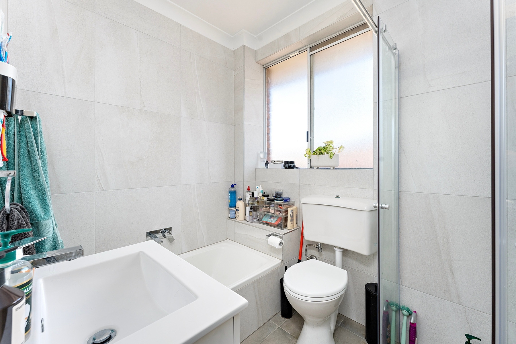 3 Woids Avenue, Hurstville Sold by Gavan Property - image 1