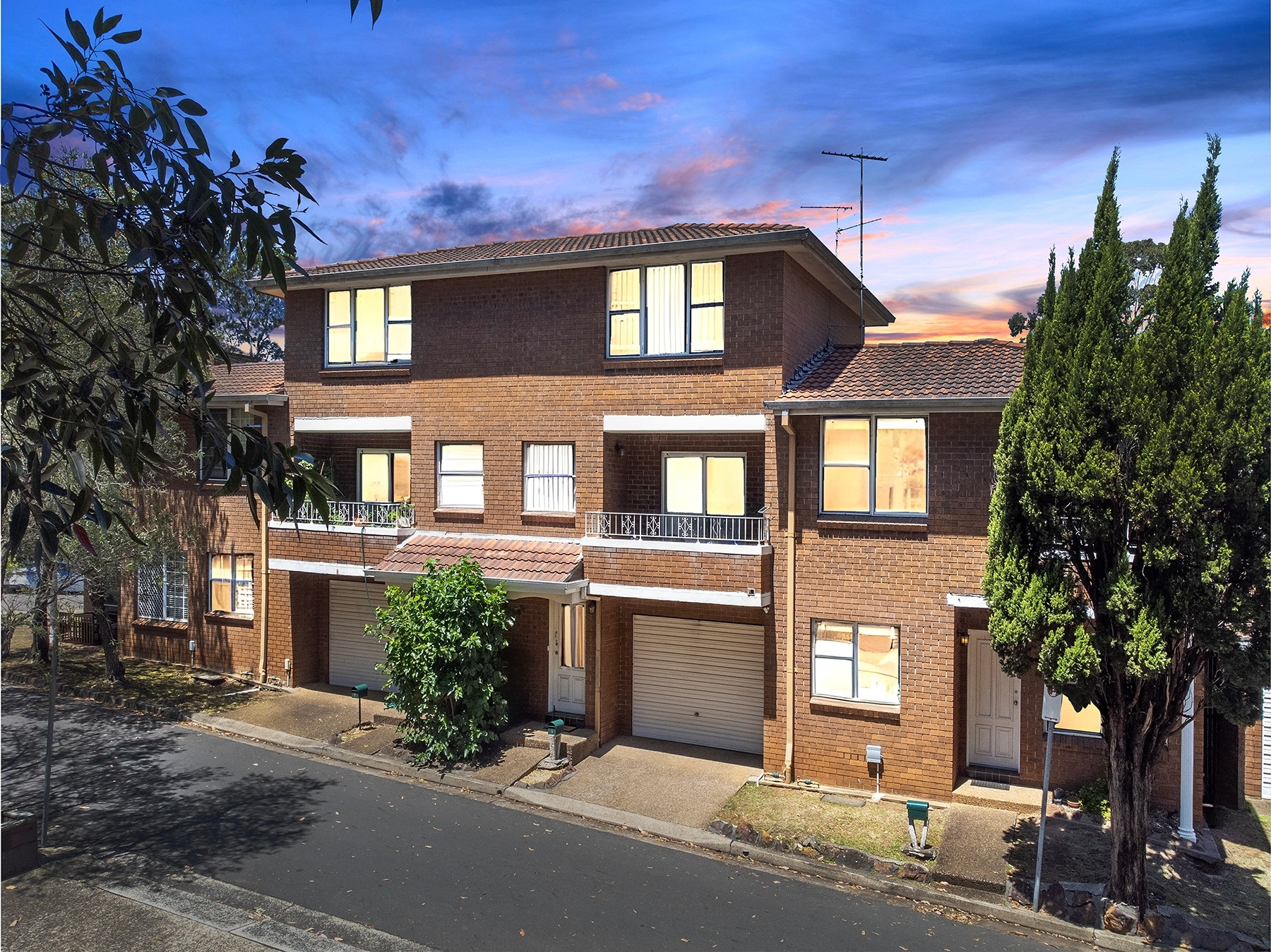 3 Woids Avenue, Hurstville Sold by Gavan Property - image 1