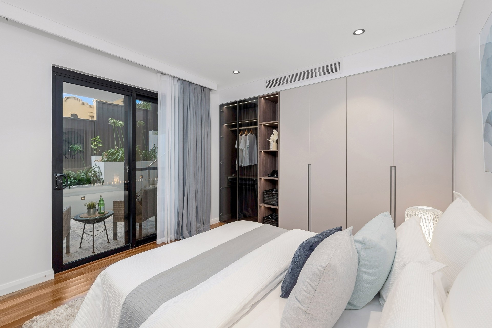 24a Kyle Parade, Kyle Bay Sold by Gavan Property - image 1