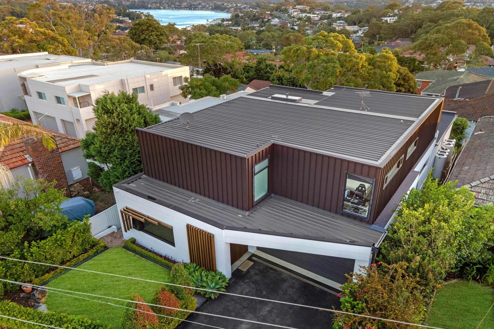 17 The Appian Way, South Hurstville Sold by Gavan Property - image 1