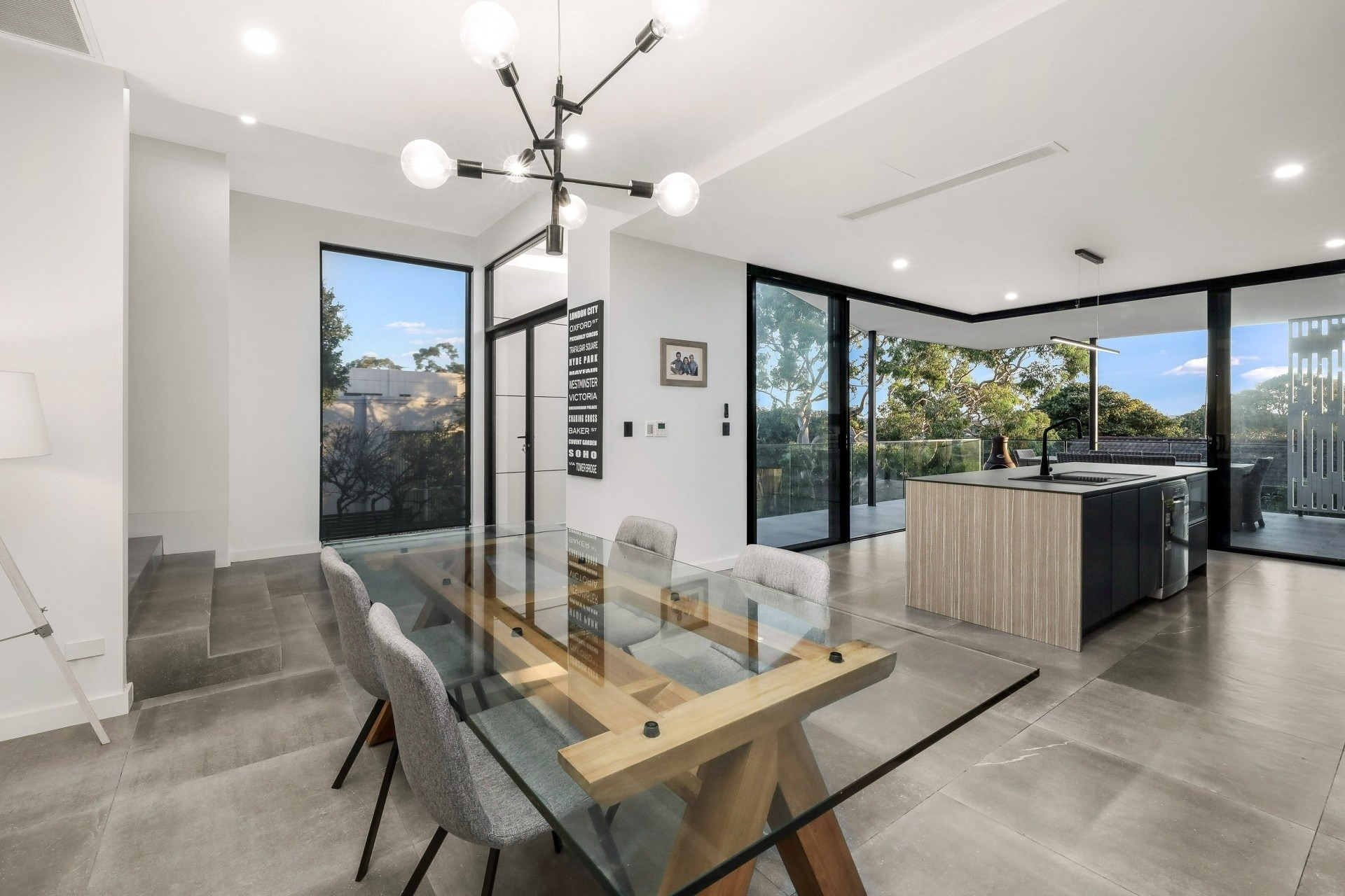 17 The Appian Way, South Hurstville Sold by Gavan Property - image 1