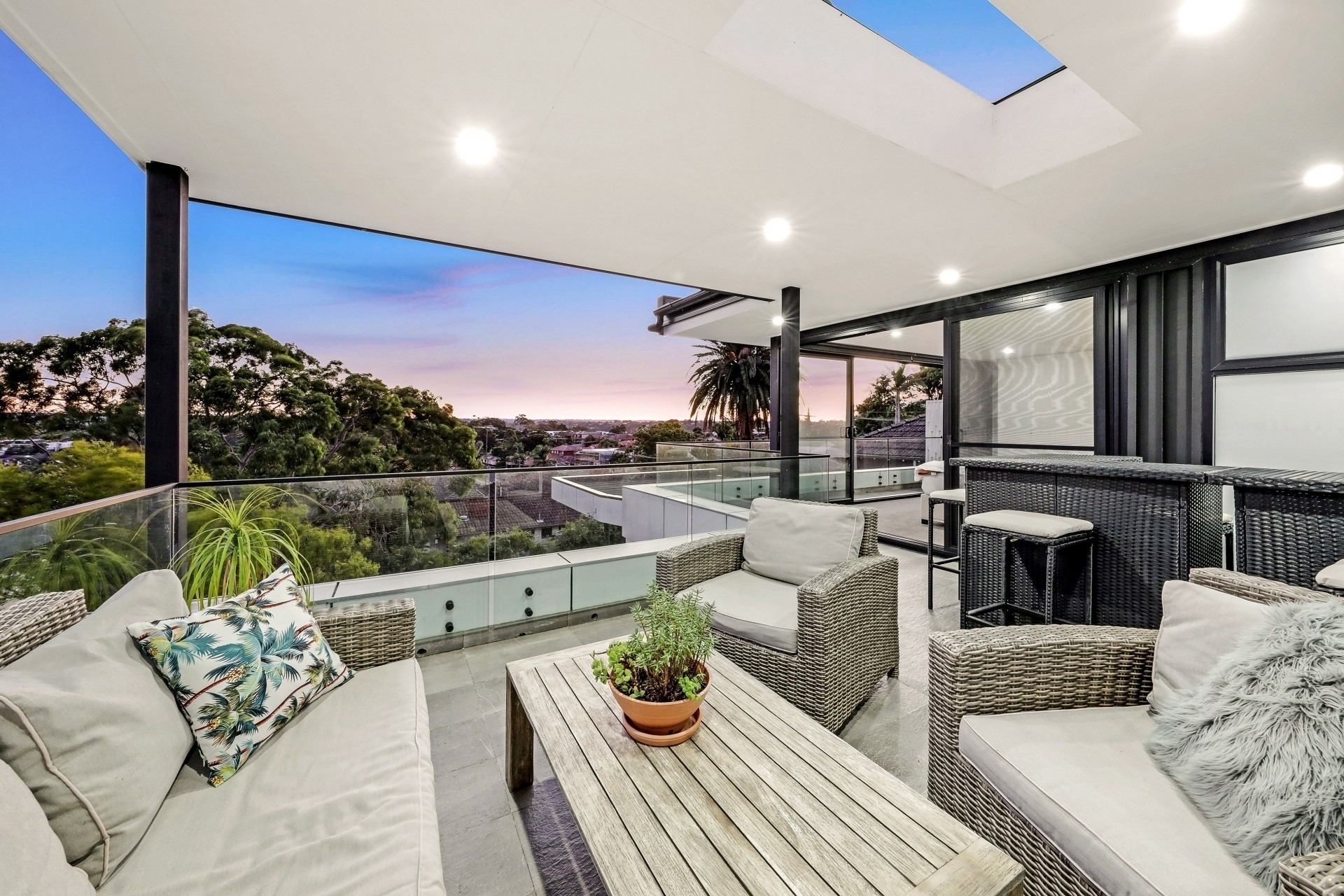 17 The Appian Way, South Hurstville Sold by Gavan Property - image 1