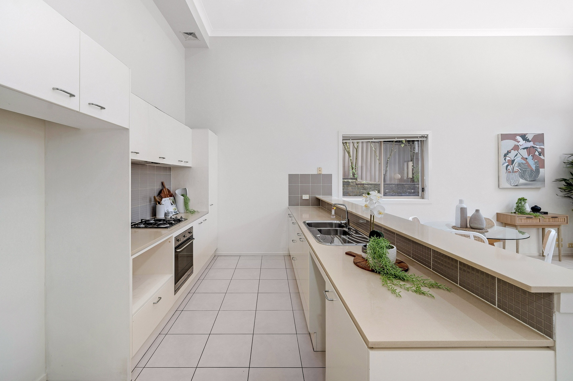 2/42-44 East Crescent, Hurstville Grove Sold by Gavan Property - image 1