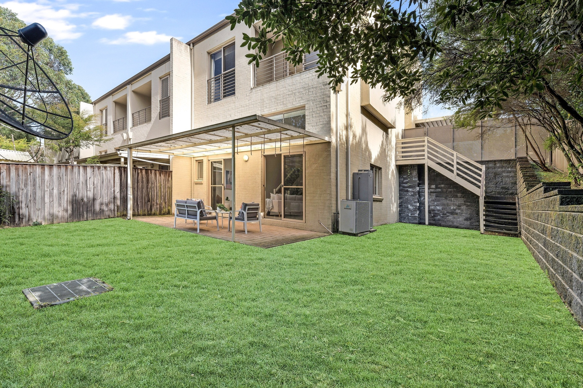 2/42-44 East Crescent, Hurstville Grove Sold by Gavan Property - image 1