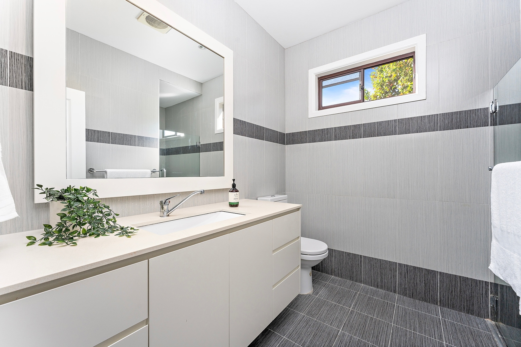 18 Baringa Road, Mortdale Sold by Gavan Property - image 1