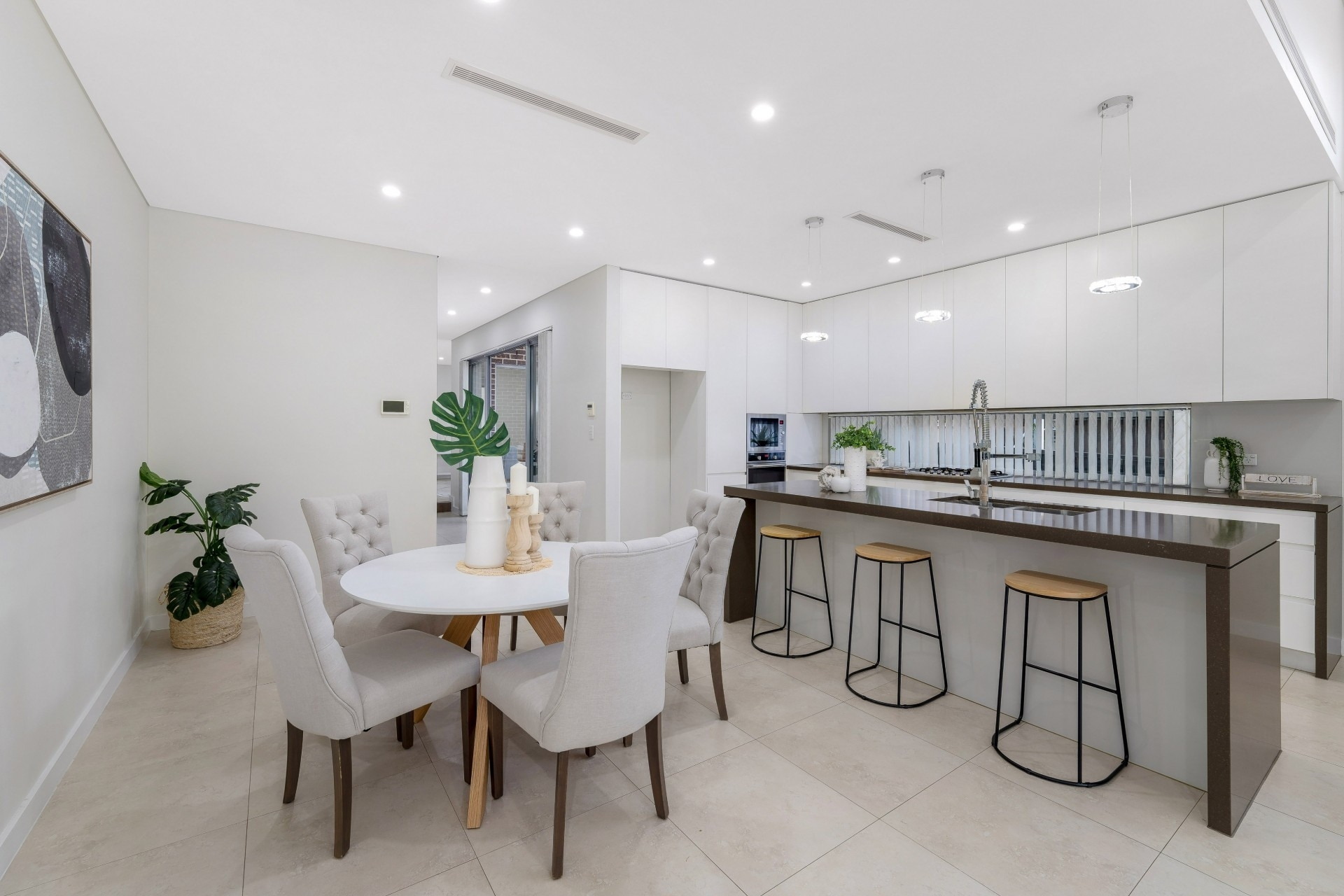 18A Grove Avenue, Narwee Sold by Gavan Property - image 1