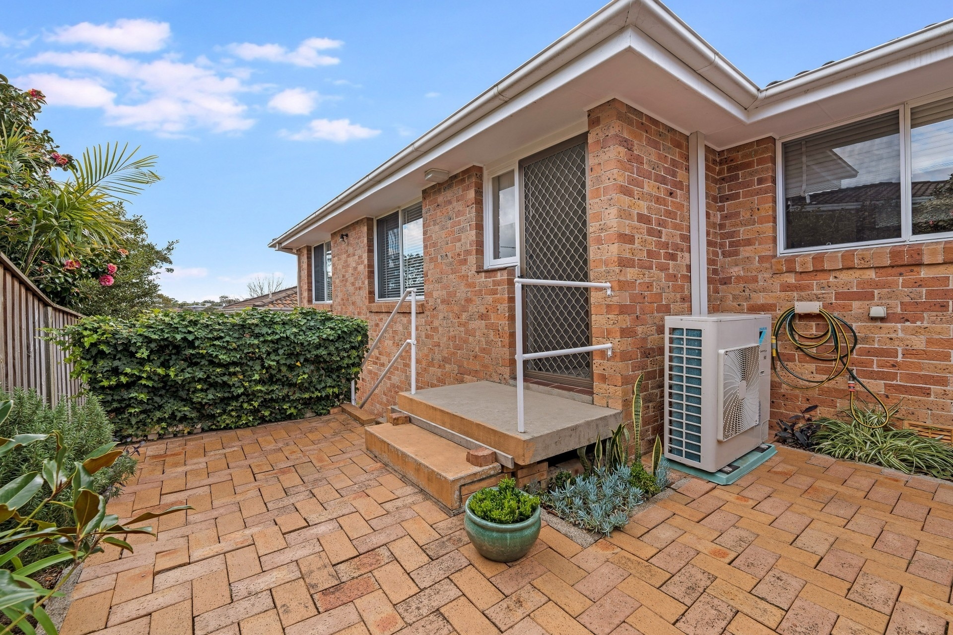 11/12 Homedale Cres, Connells Point Sold by Gavan Property - image 1