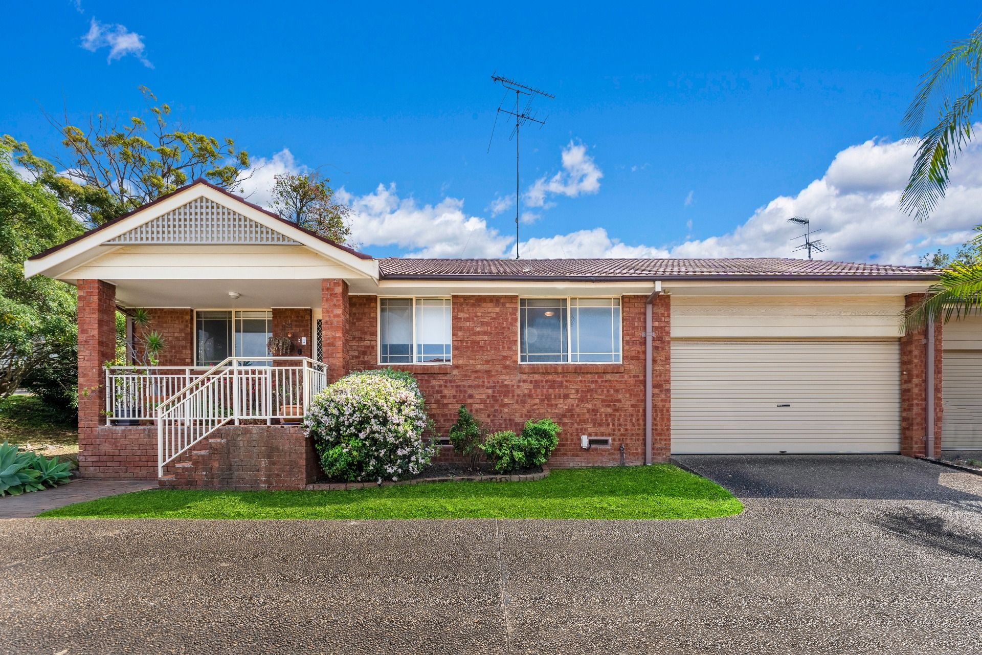 1/114 George Street, South Hurstville Sold by Gavan Property - image 1