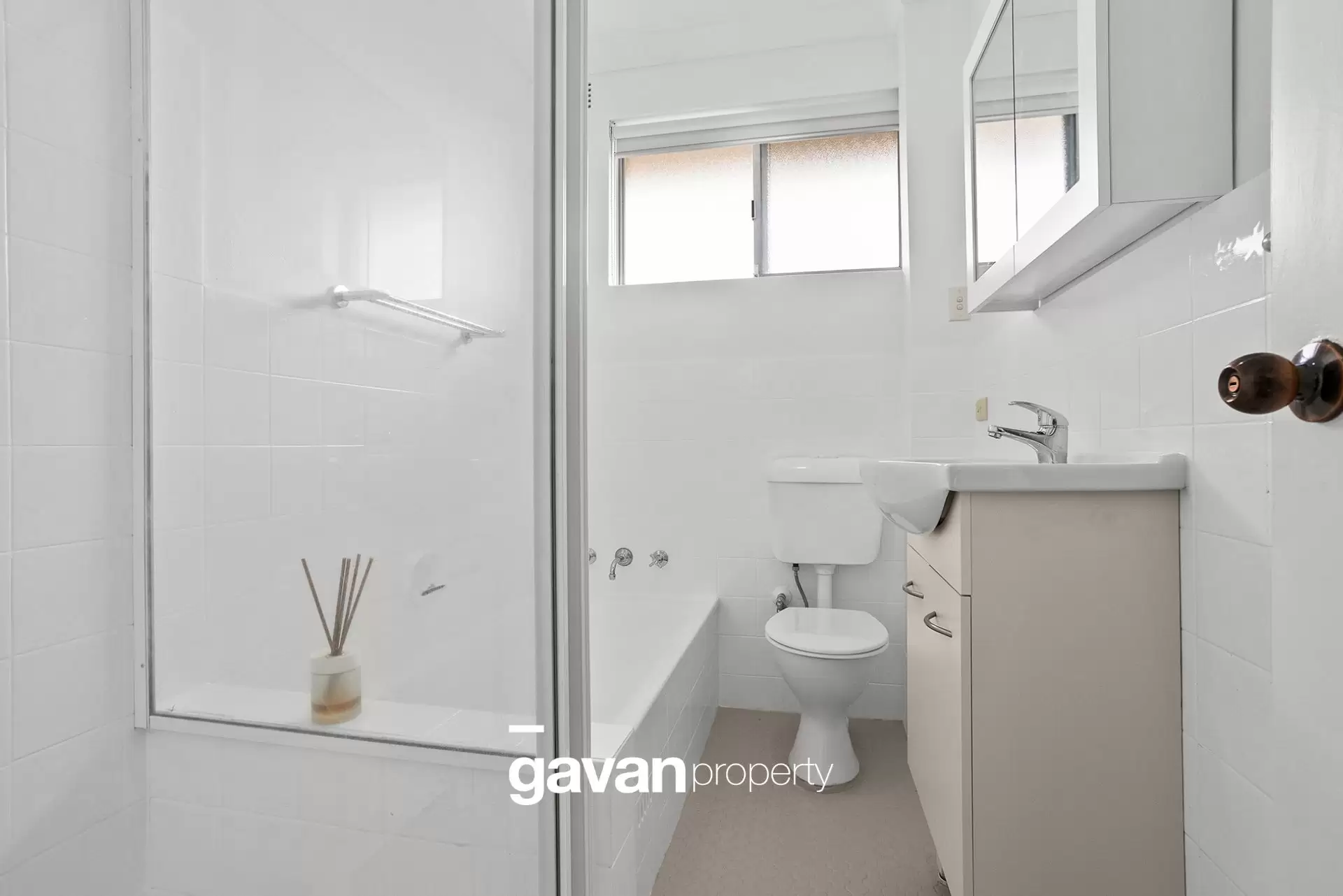9/24a-26 Macquarie Place, Mortdale Leased by Gavan Property - image 1