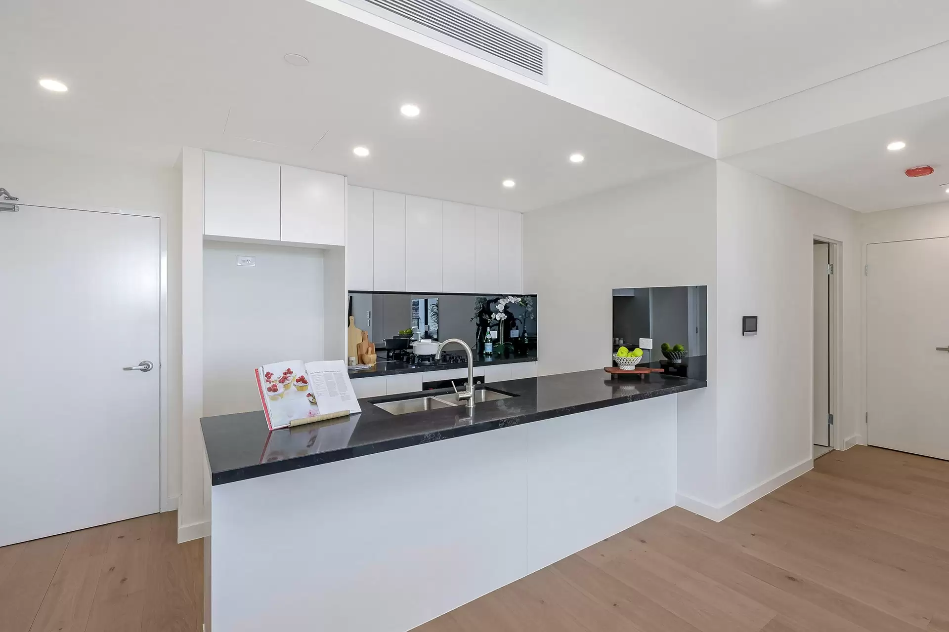 404/1 Ellen Subway, Mortdale Sold by Gavan Property - image 1