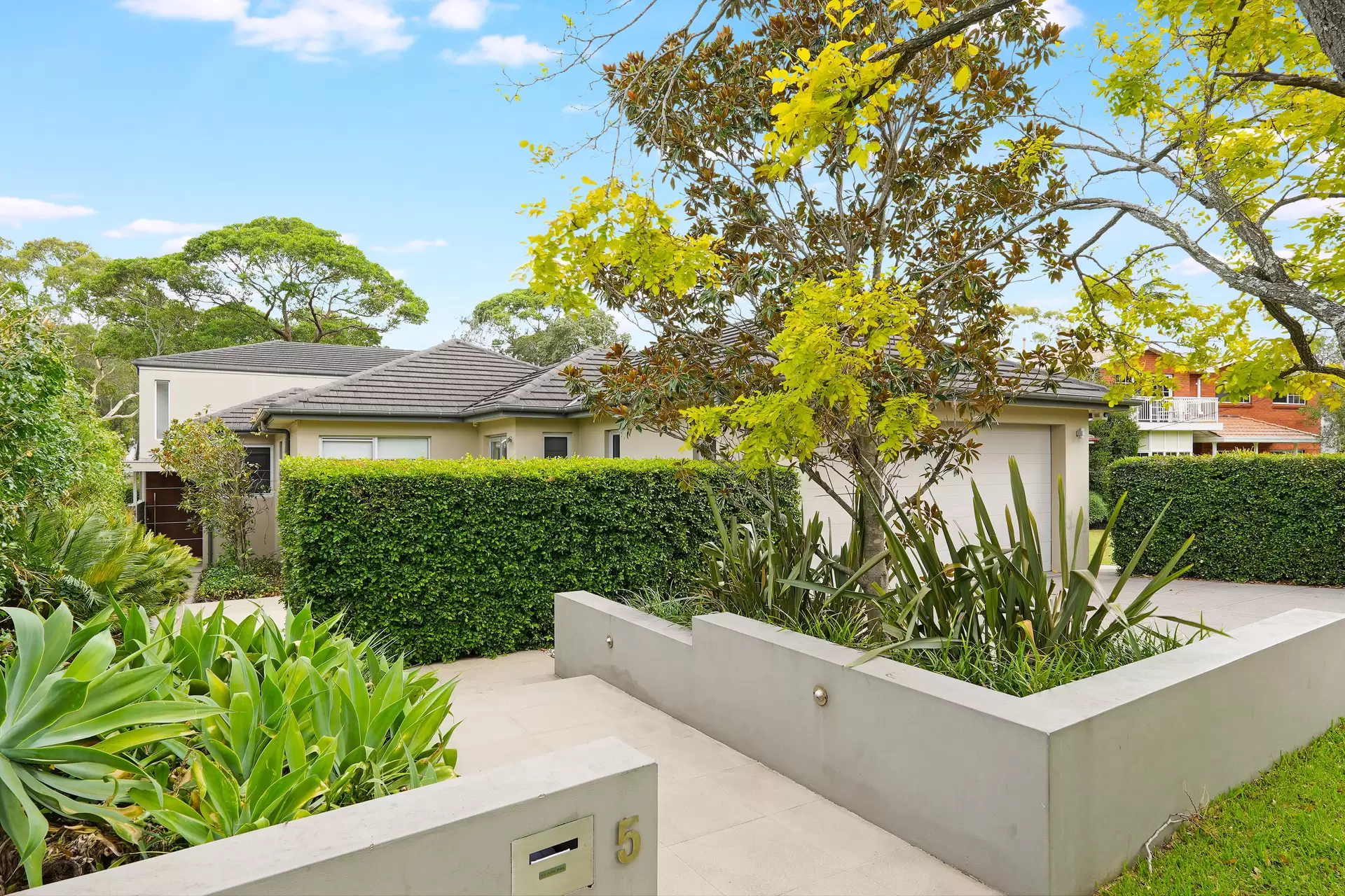 5 Loch Maree Crescent, Connells Point Sold by Gavan Property - image 1