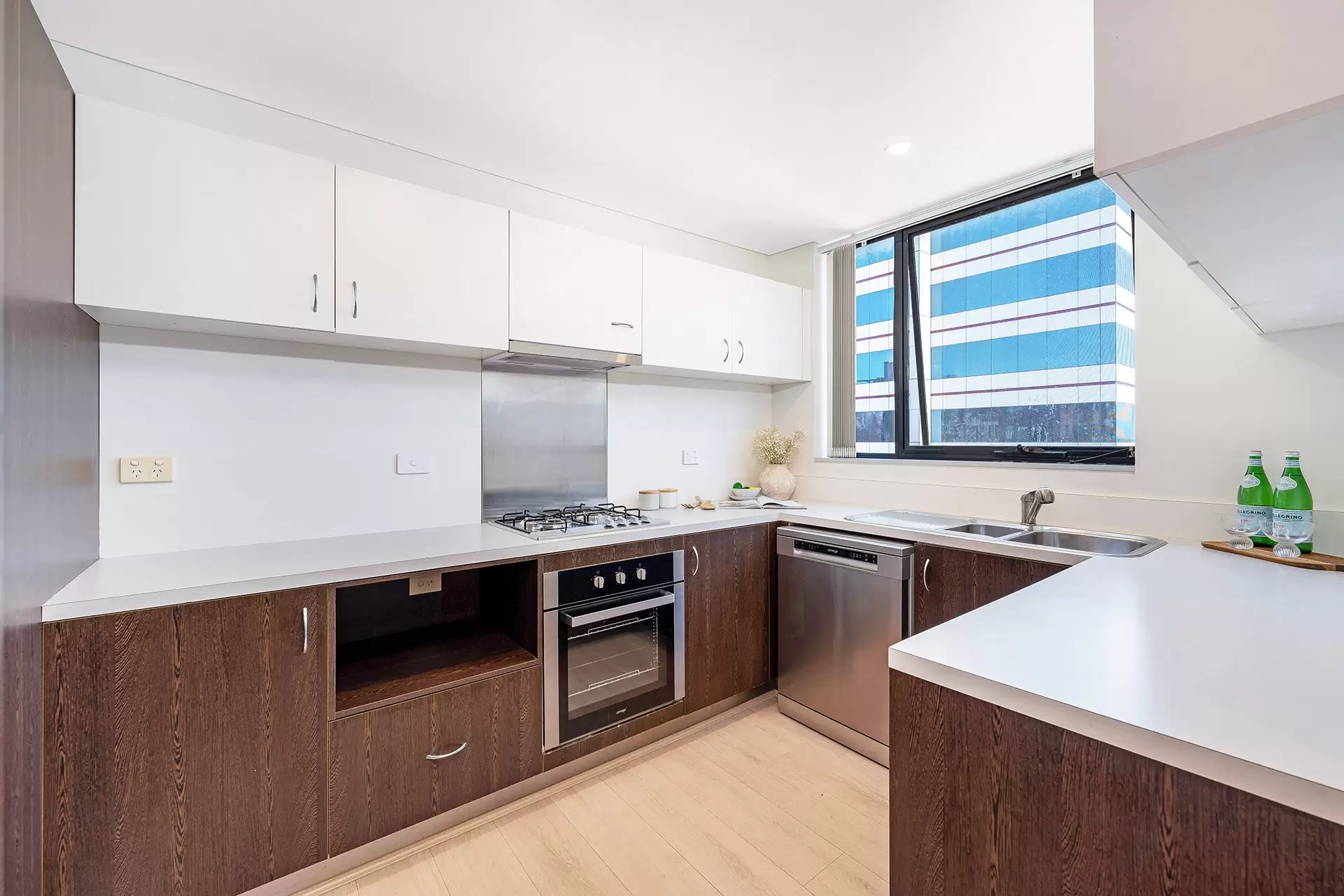 45/313 Forest Road, Hurstville Sold by Gavan Property - image 1