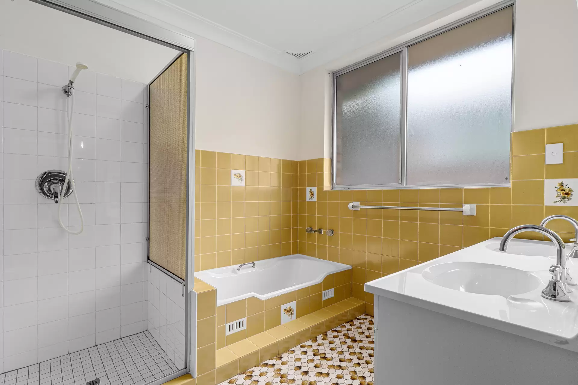 58A Russell Street, Oatley Sold by Gavan Property - image 1