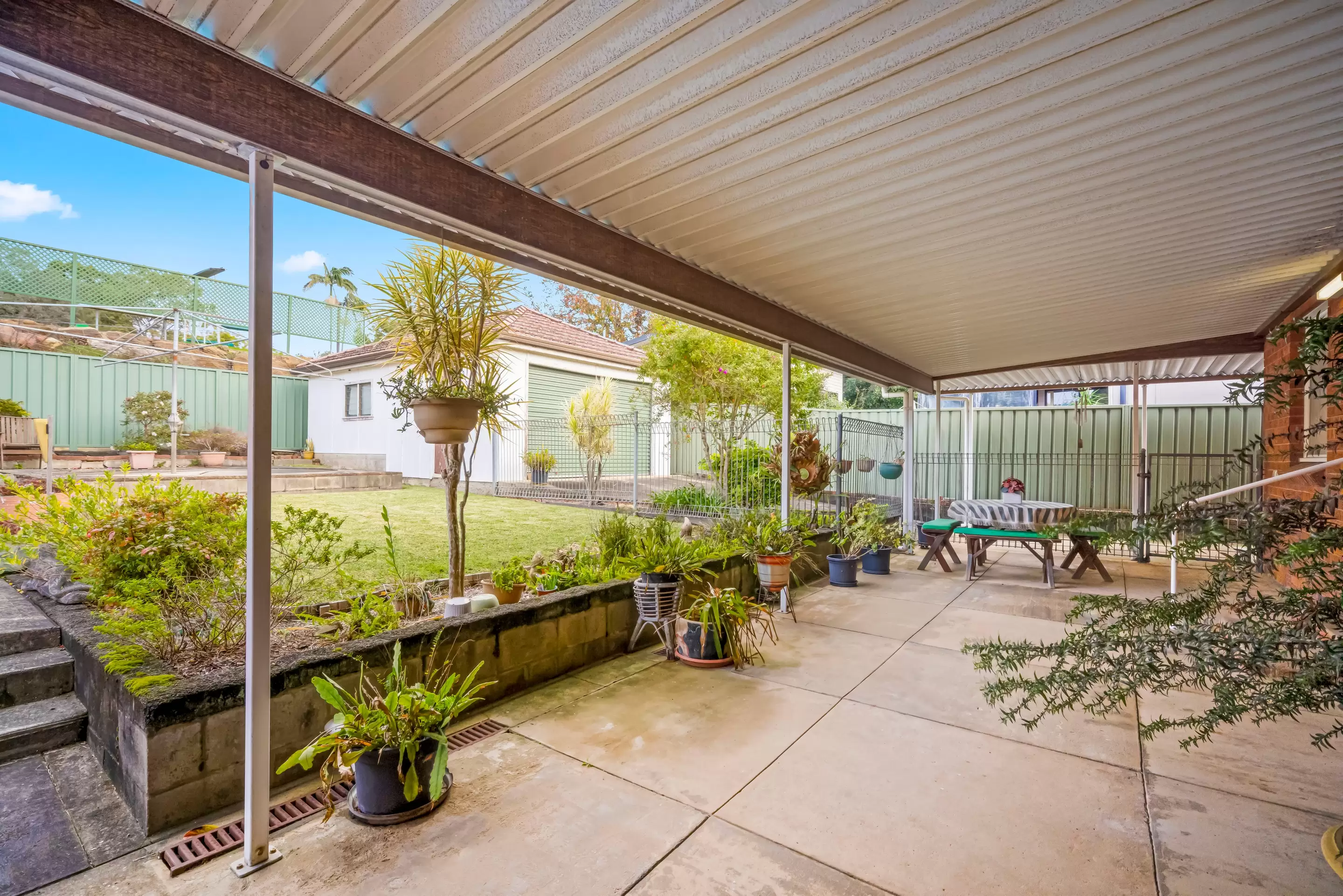 28 Wolstenholme Avenue, Gymea Sold by Gavan Property - image 1