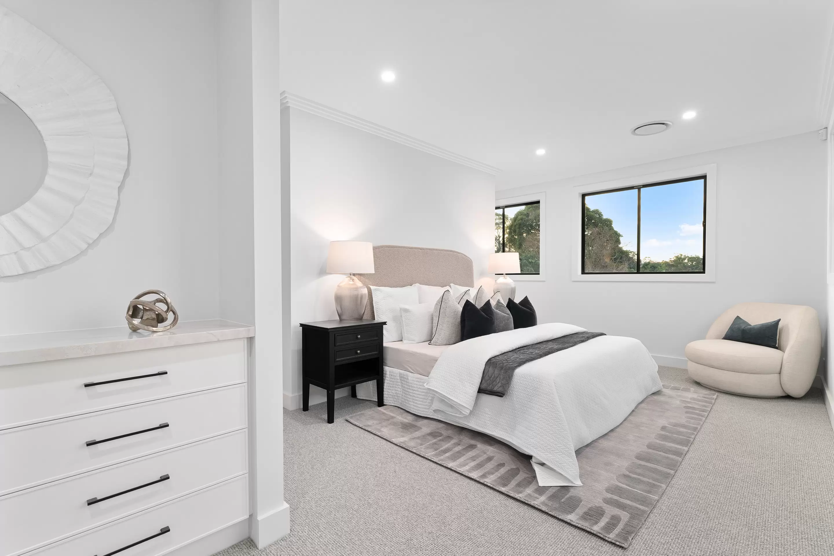 18 Woodlands Ave, Lugarno Sold by Gavan Property - image 1