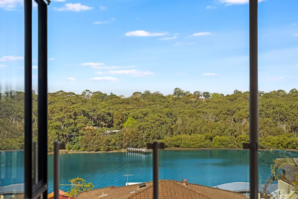 69 Kyle Parade, Kyle Bay Sold by Gavan Property
